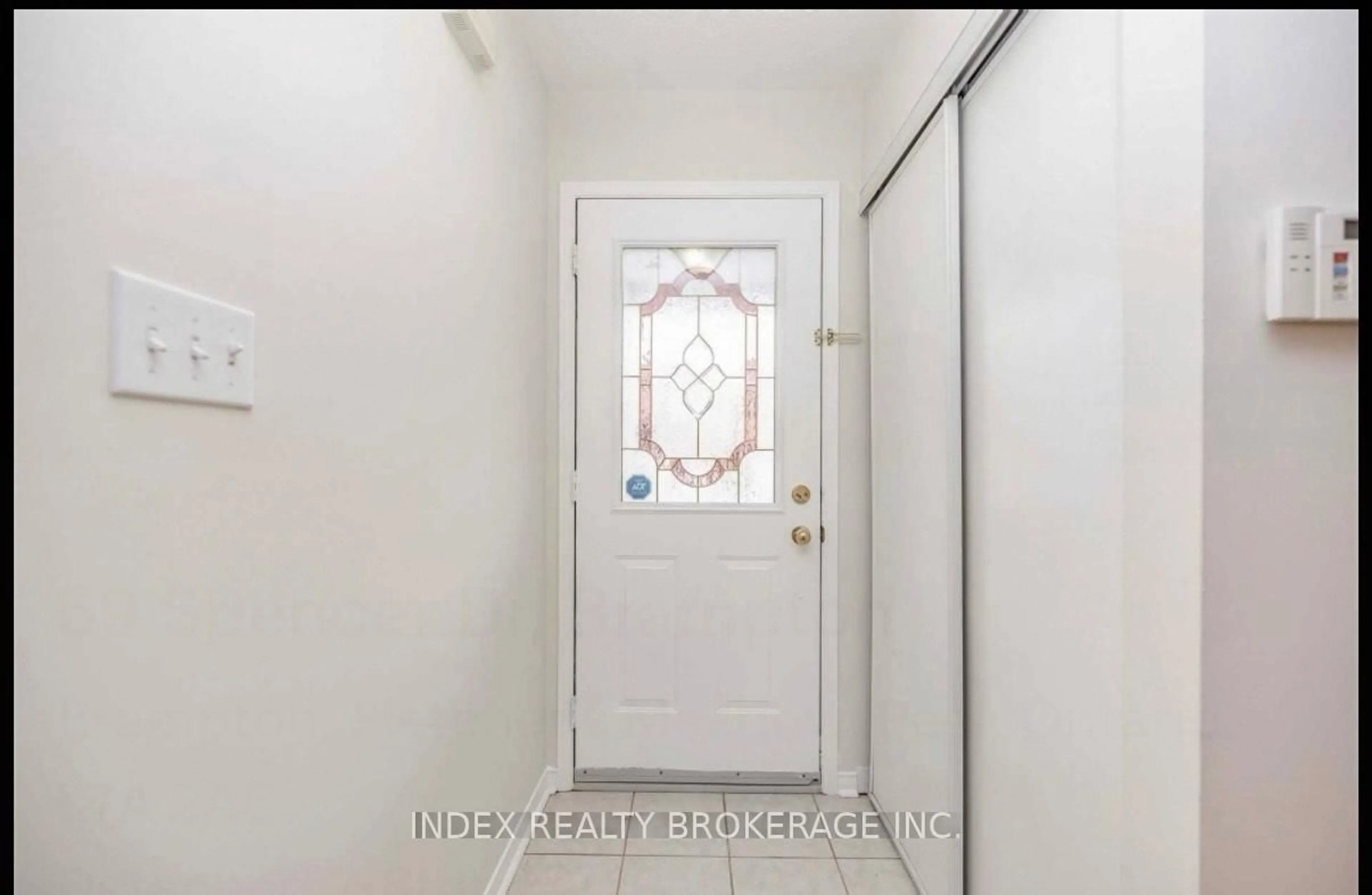 Indoor entryway for 59 Spencer Dr, Brampton Ontario L7A 2A6