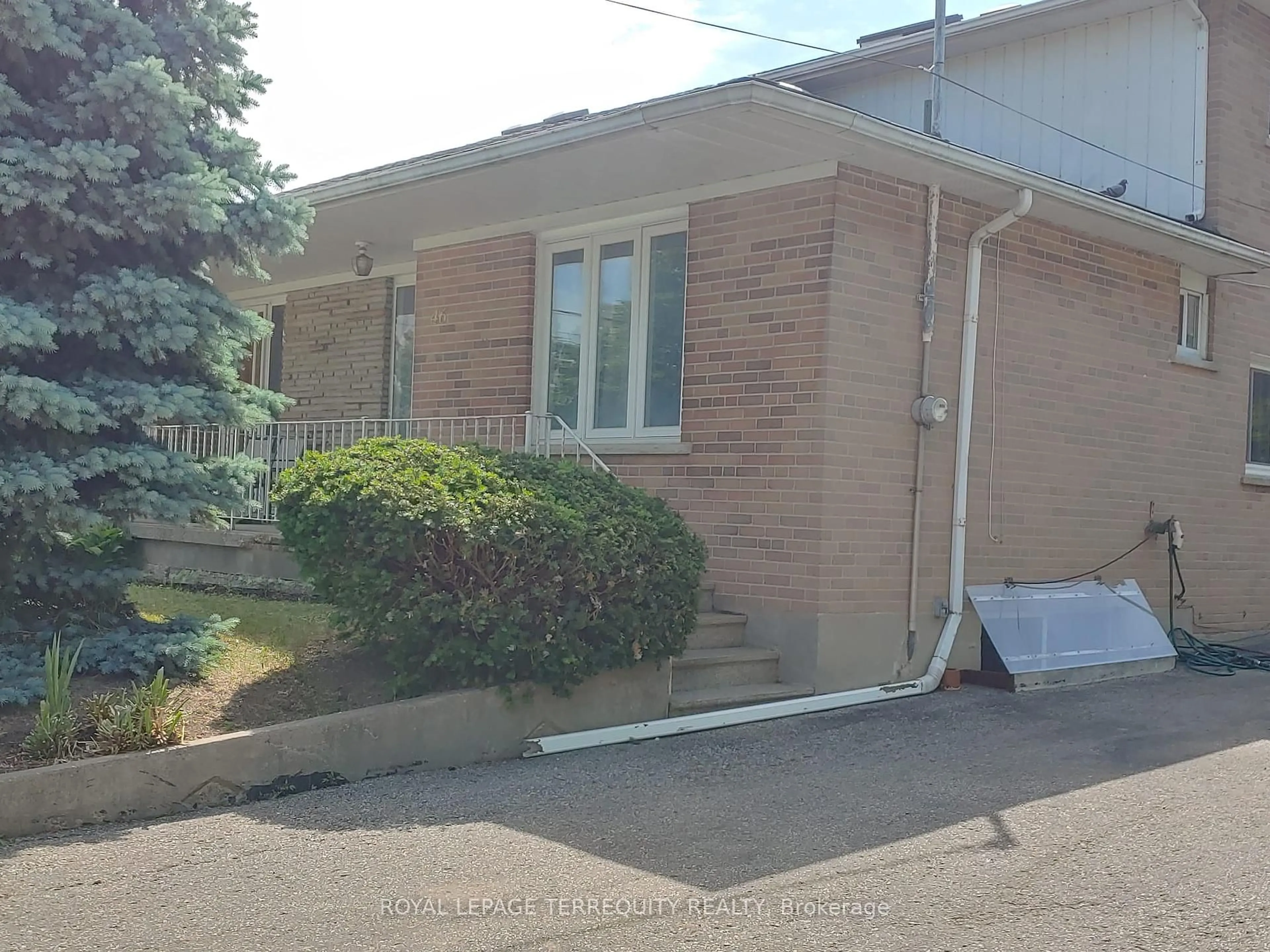Unknown for 46 Laskay Cres, Toronto Ontario M3N 1P3