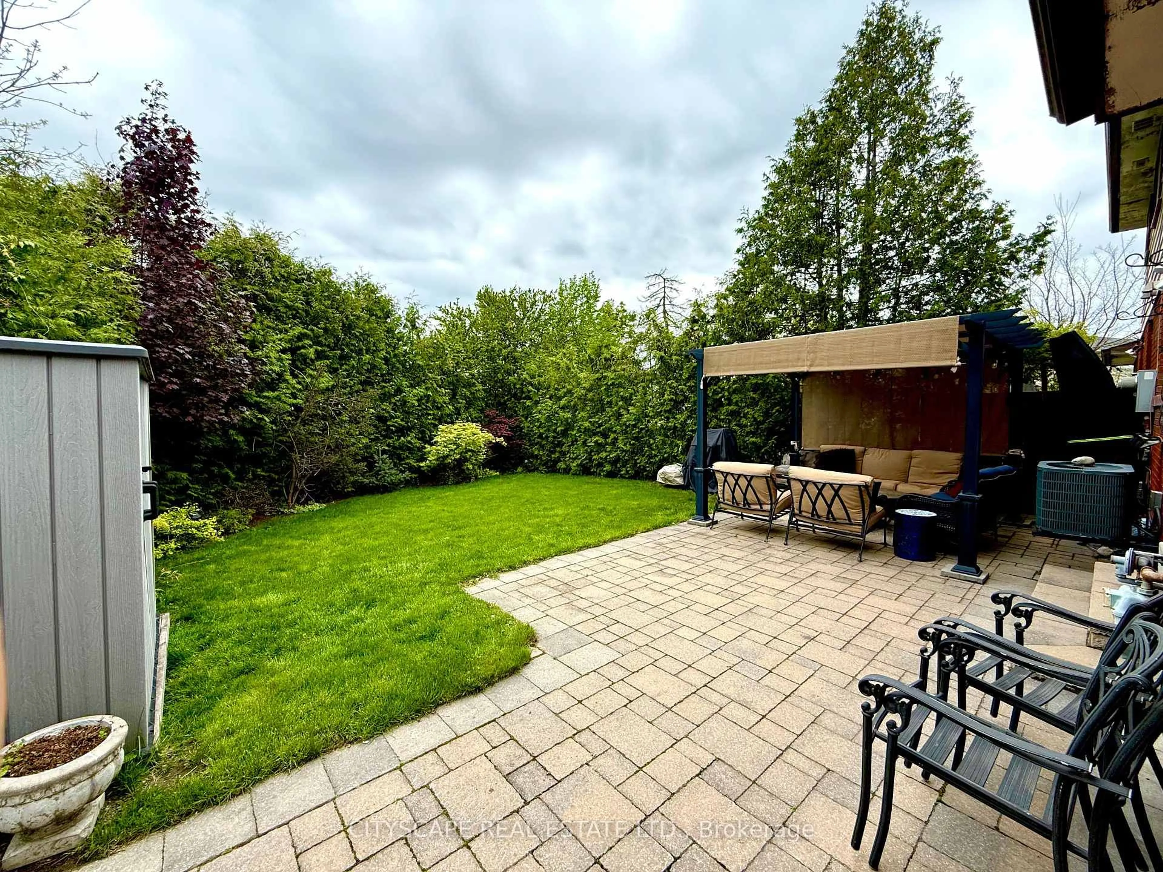 Patio, unknown for 3376 Frobex Crt, Mississauga Ontario L5C 2B5