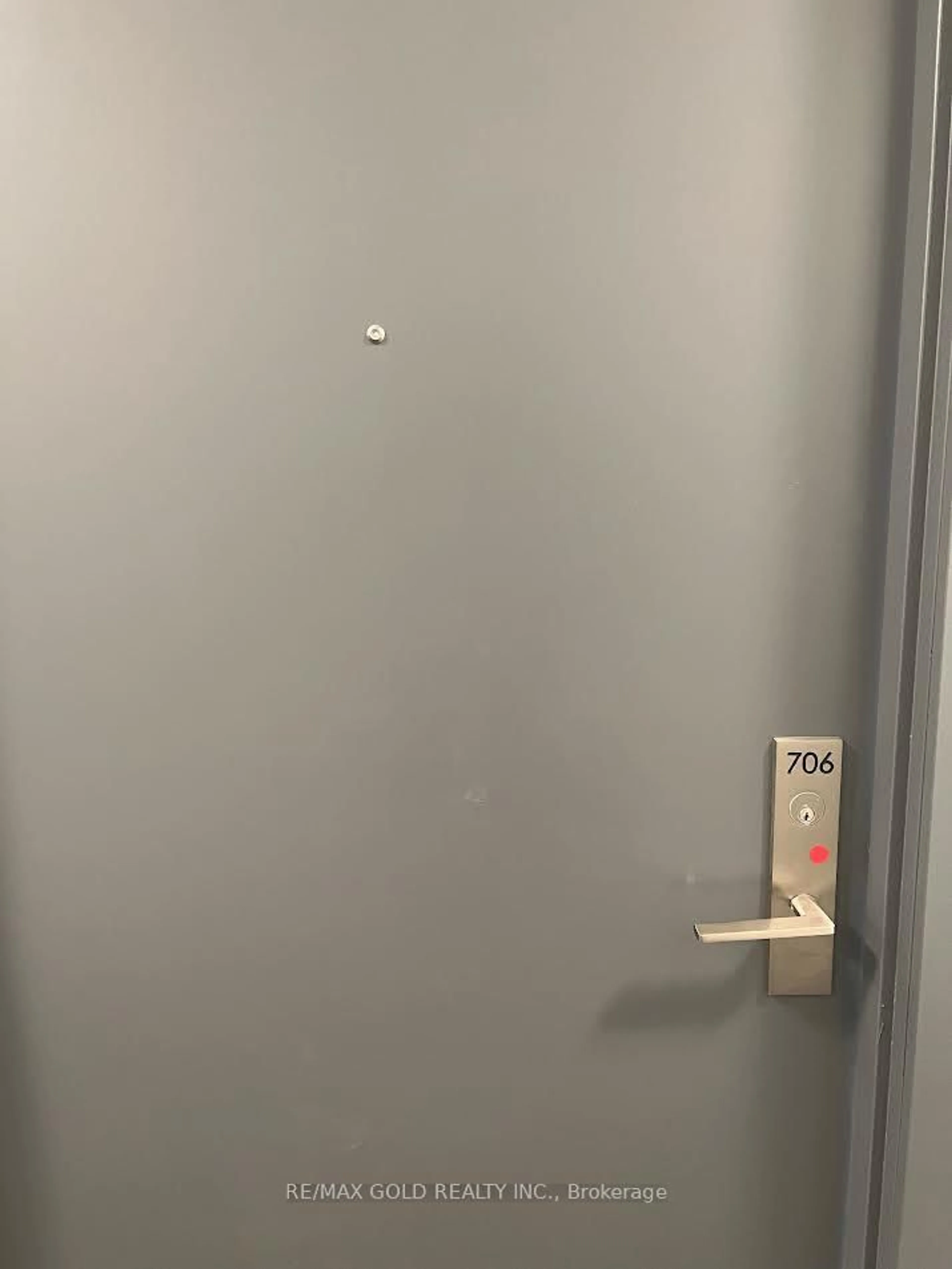 A pic of a room for 86 Dundas St #706, Mississauga Ontario L5A 1W4