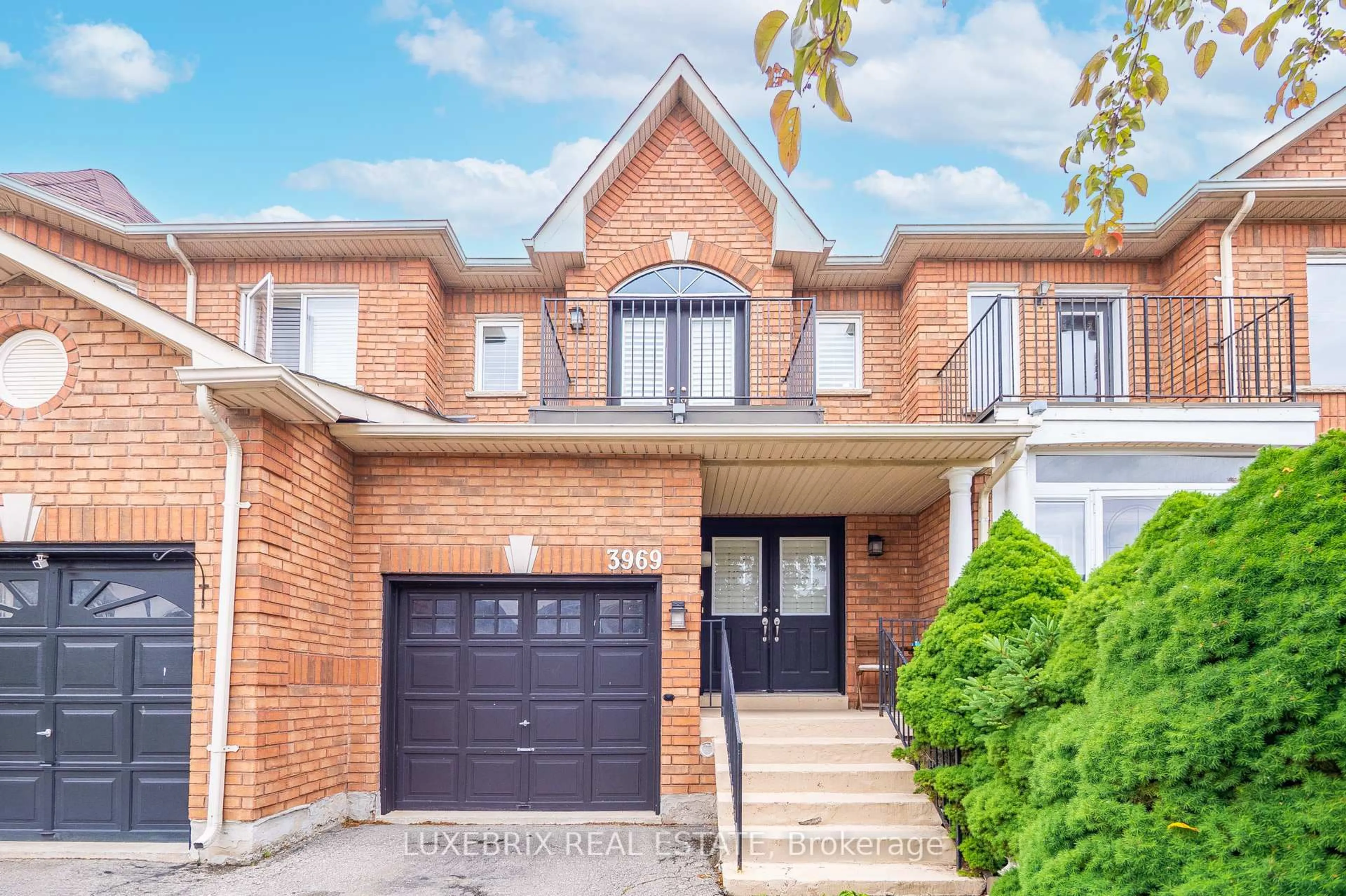 Home with brick exterior material, street for 3969 Freeman Terr, Mississauga Ontario L5M 6R2