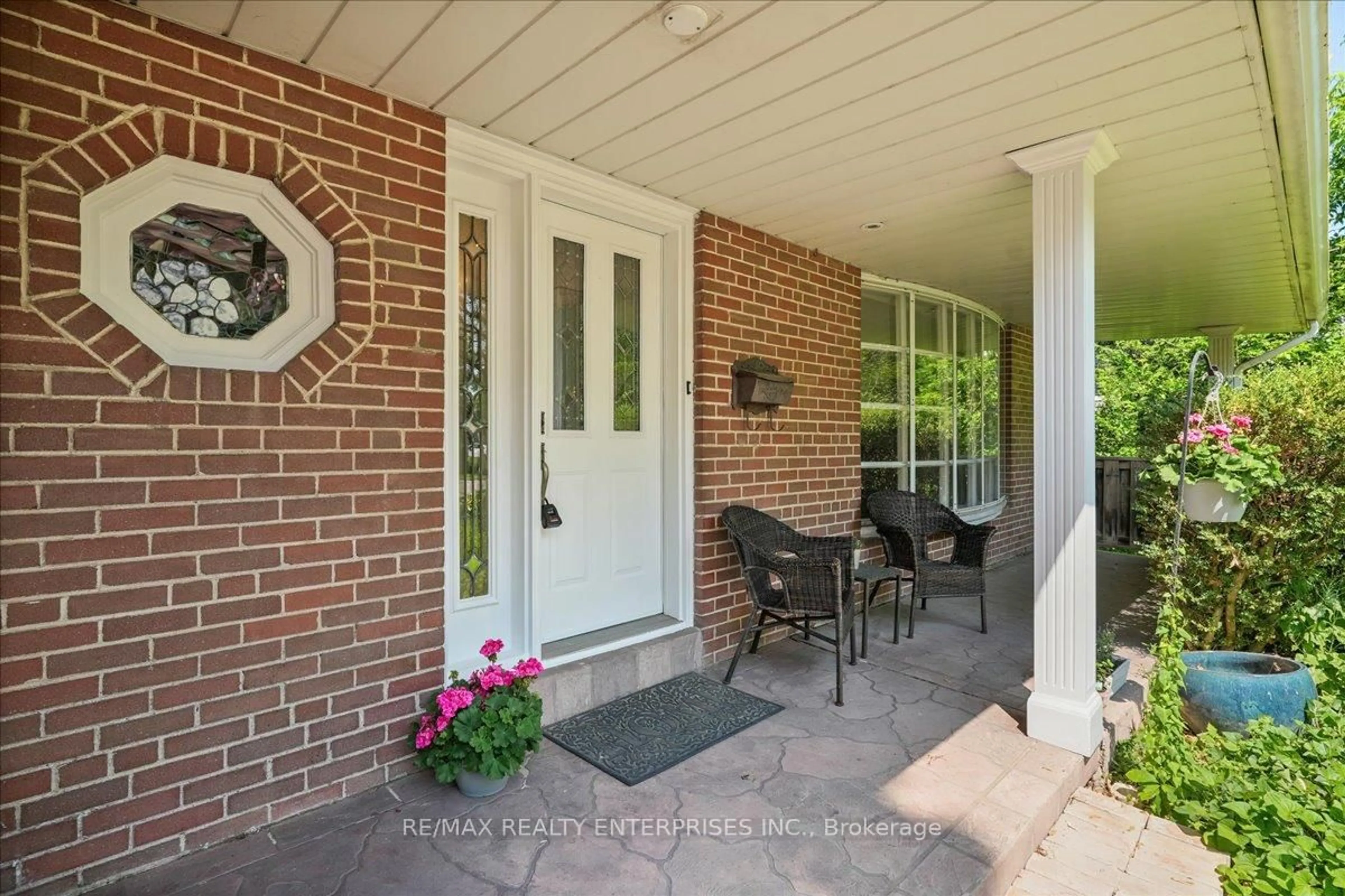 Unknown for 2655 Bushland Cres, Mississauga Ontario L5J 1X8