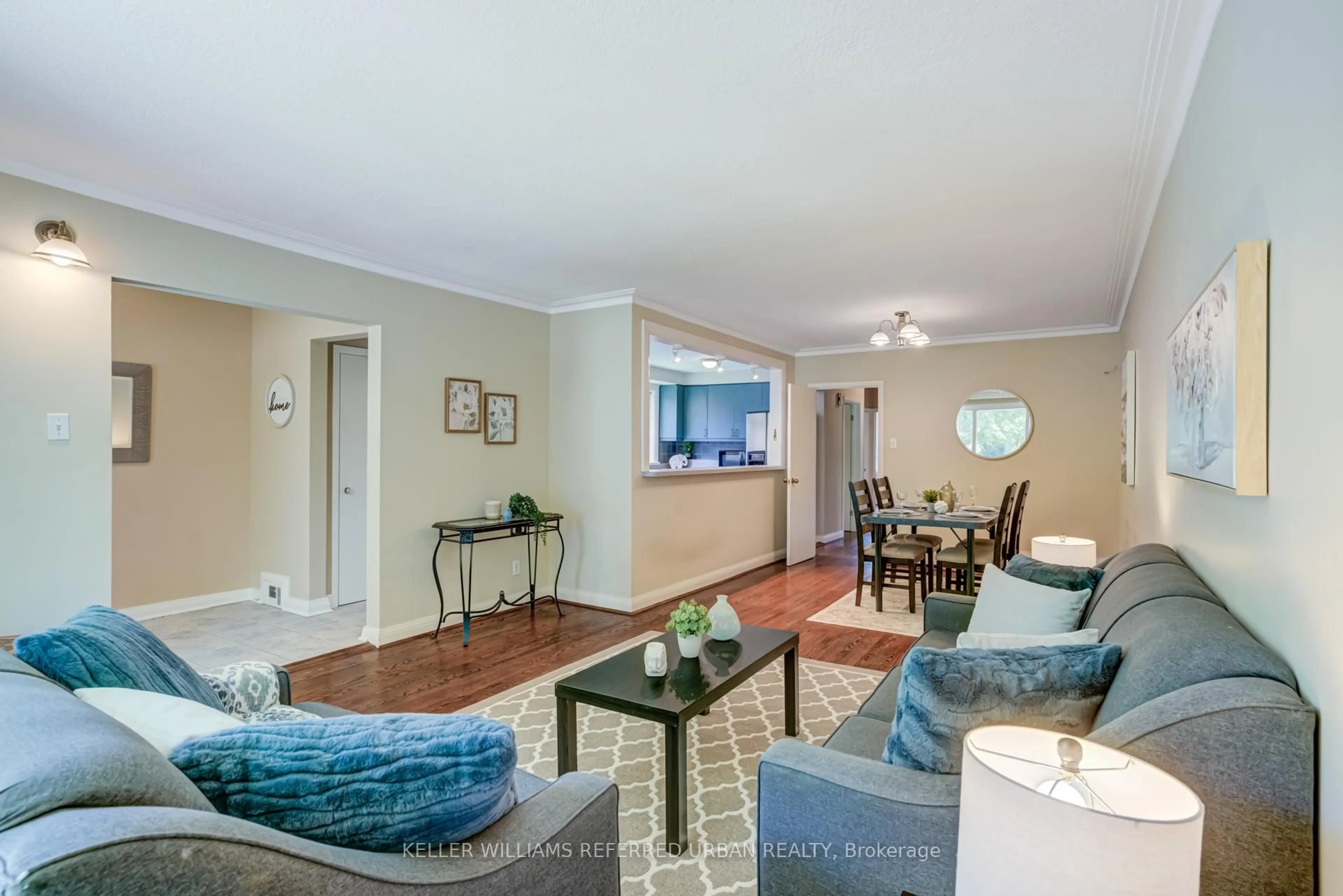 Living room with furniture, unknown for 3991 Bloor St, Toronto Ontario M9B 1M2