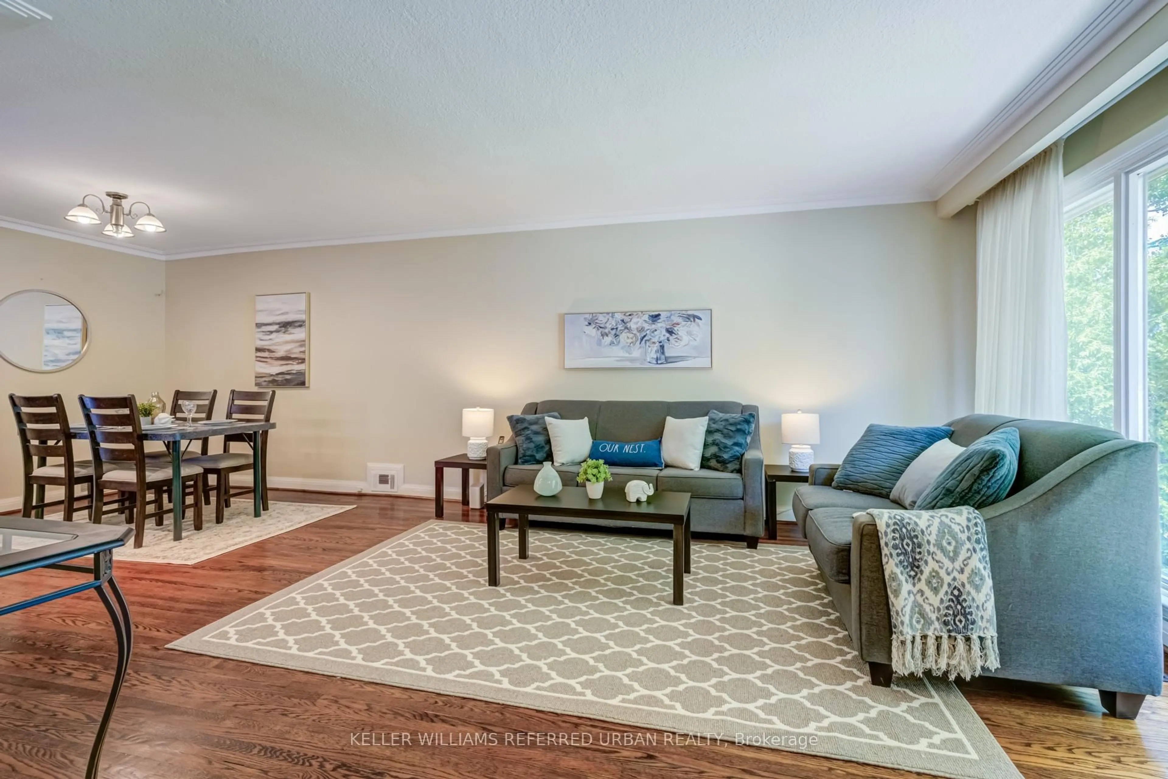 Living room with furniture, unknown for 3991 Bloor St, Toronto Ontario M9B 1M2