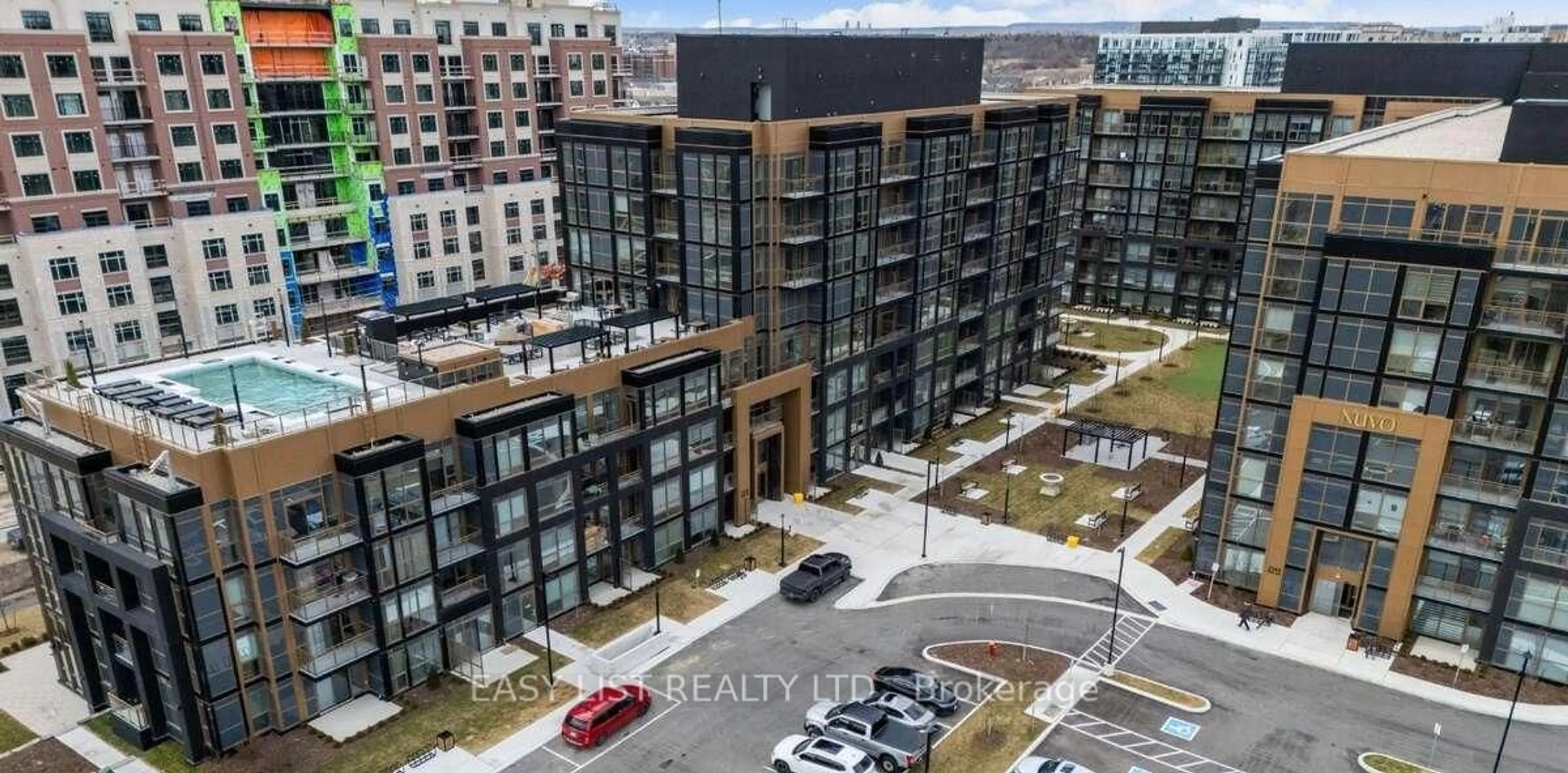 A pic from outside/outdoor area/front of a property/back of a property/a pic from drone, unknown for 2333 Khalsa Gate, Oakville Ontario L6M 4J2
