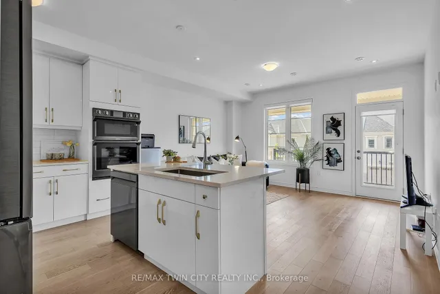 Additional property image - 1567 Denison Pl