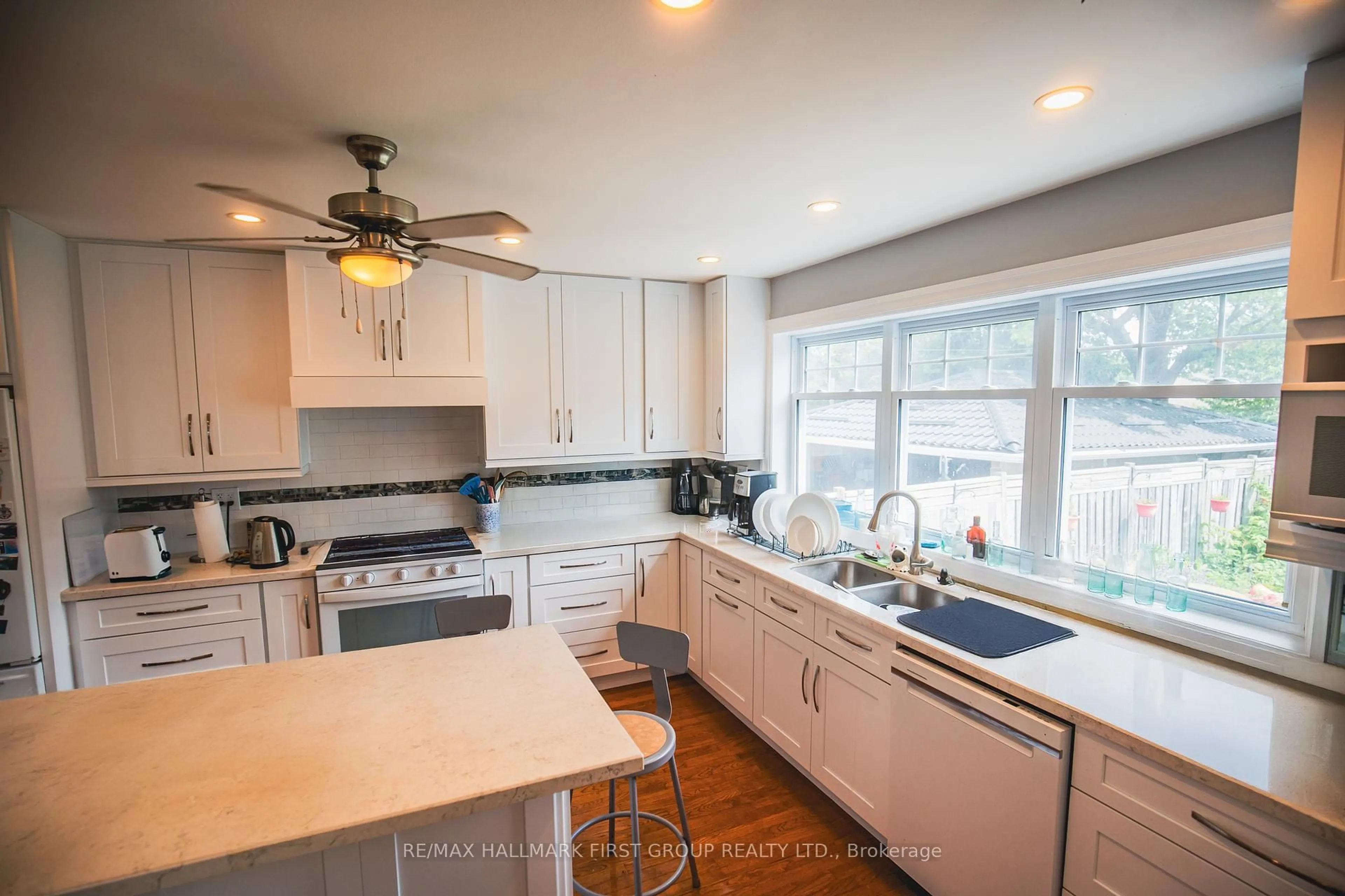 Open concept kitchen, unknown for 57 Wendell Ave, Toronto Ontario M9N 3K8