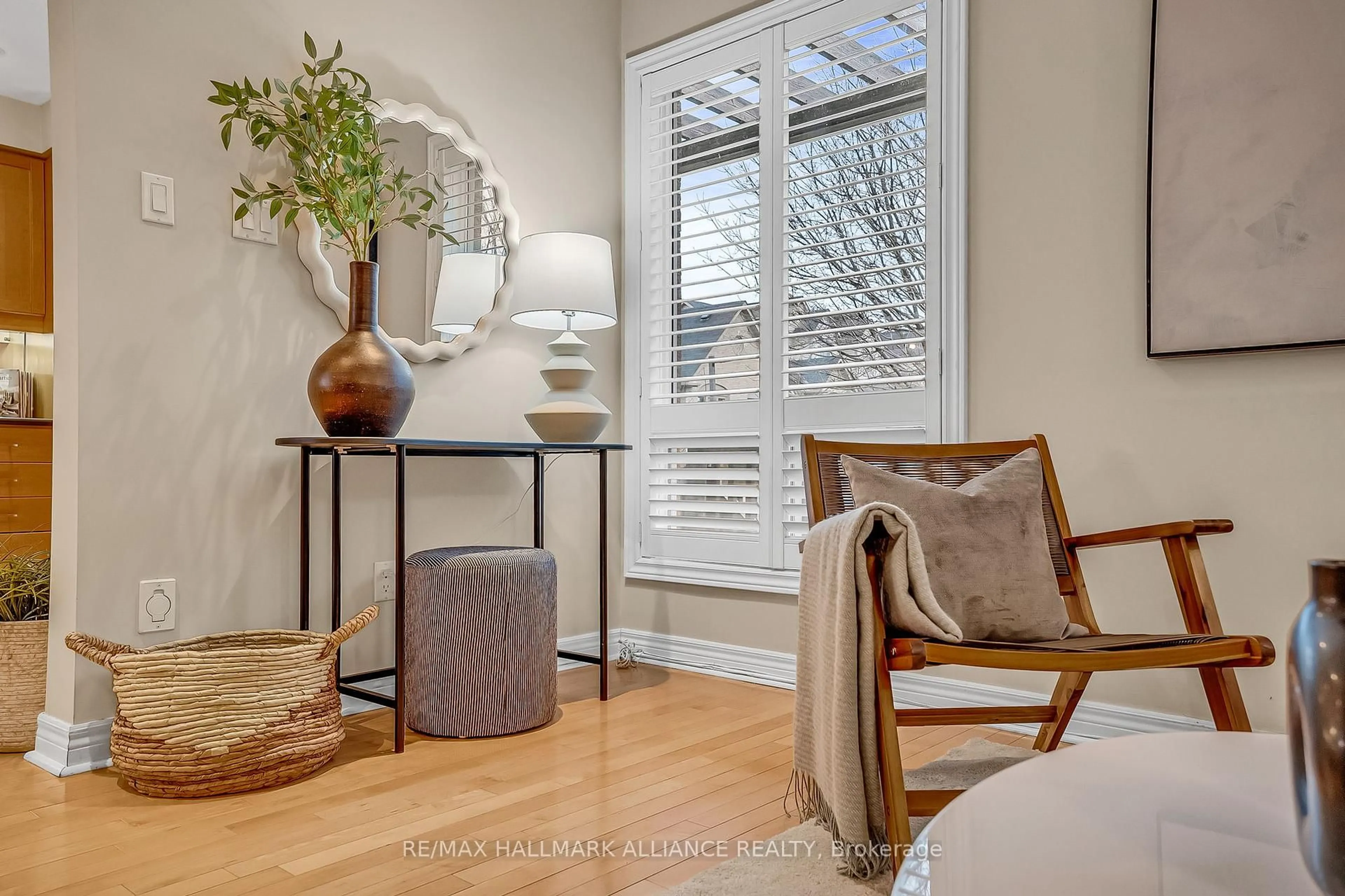 Unknown for 5031 East Mill Rd #28, Mississauga Ontario L5V 2M5