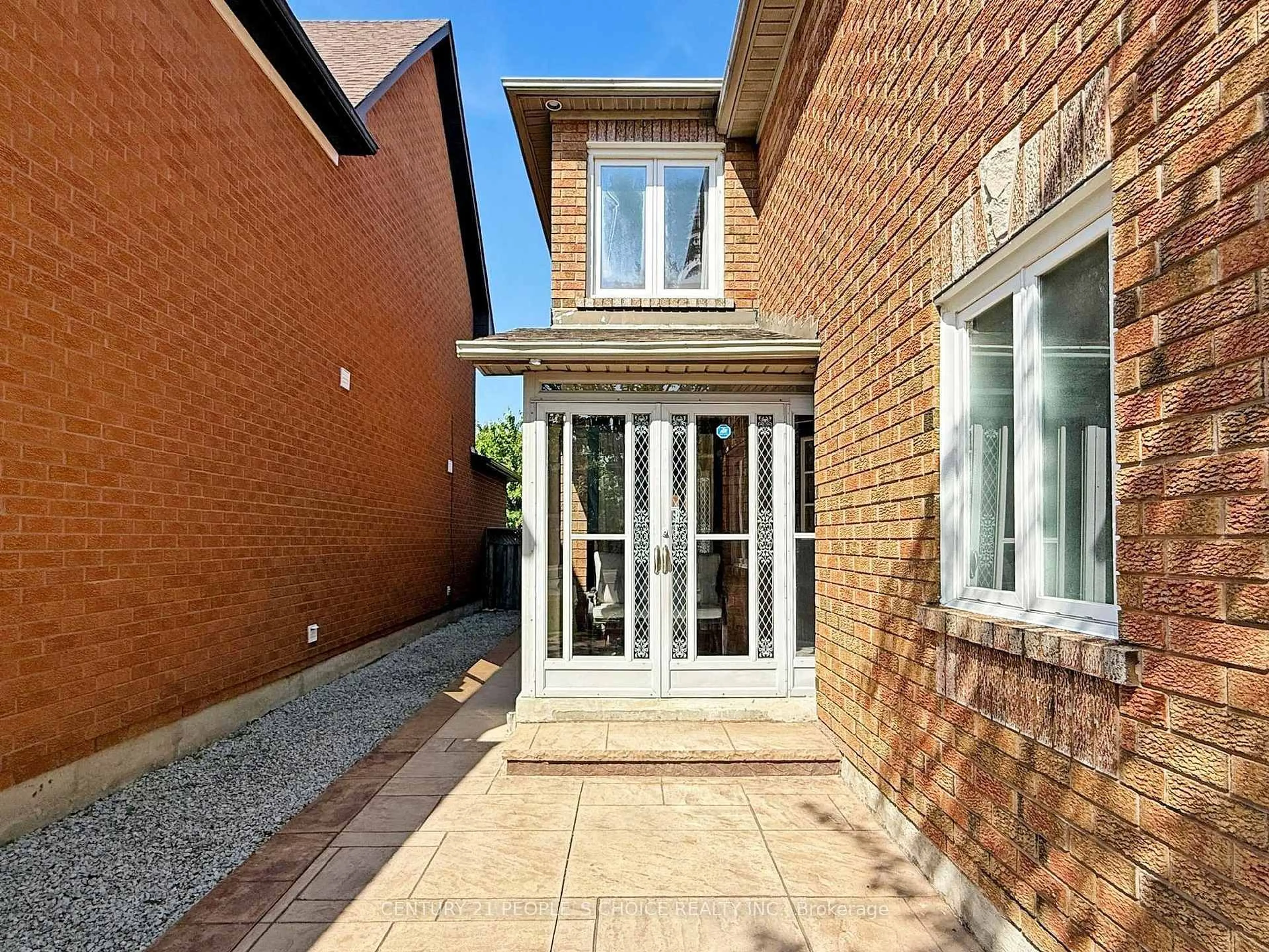 Home with brick exterior material, street for 5731 Mersey St, Mississauga Ontario L5V 1V7