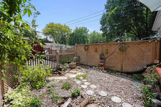 Additional property image - 241 Bartlett Ave
