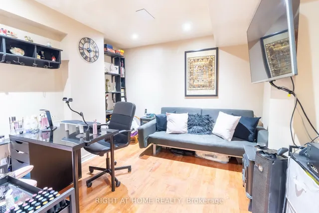 Additional image 12 of 2 Brydon Cres