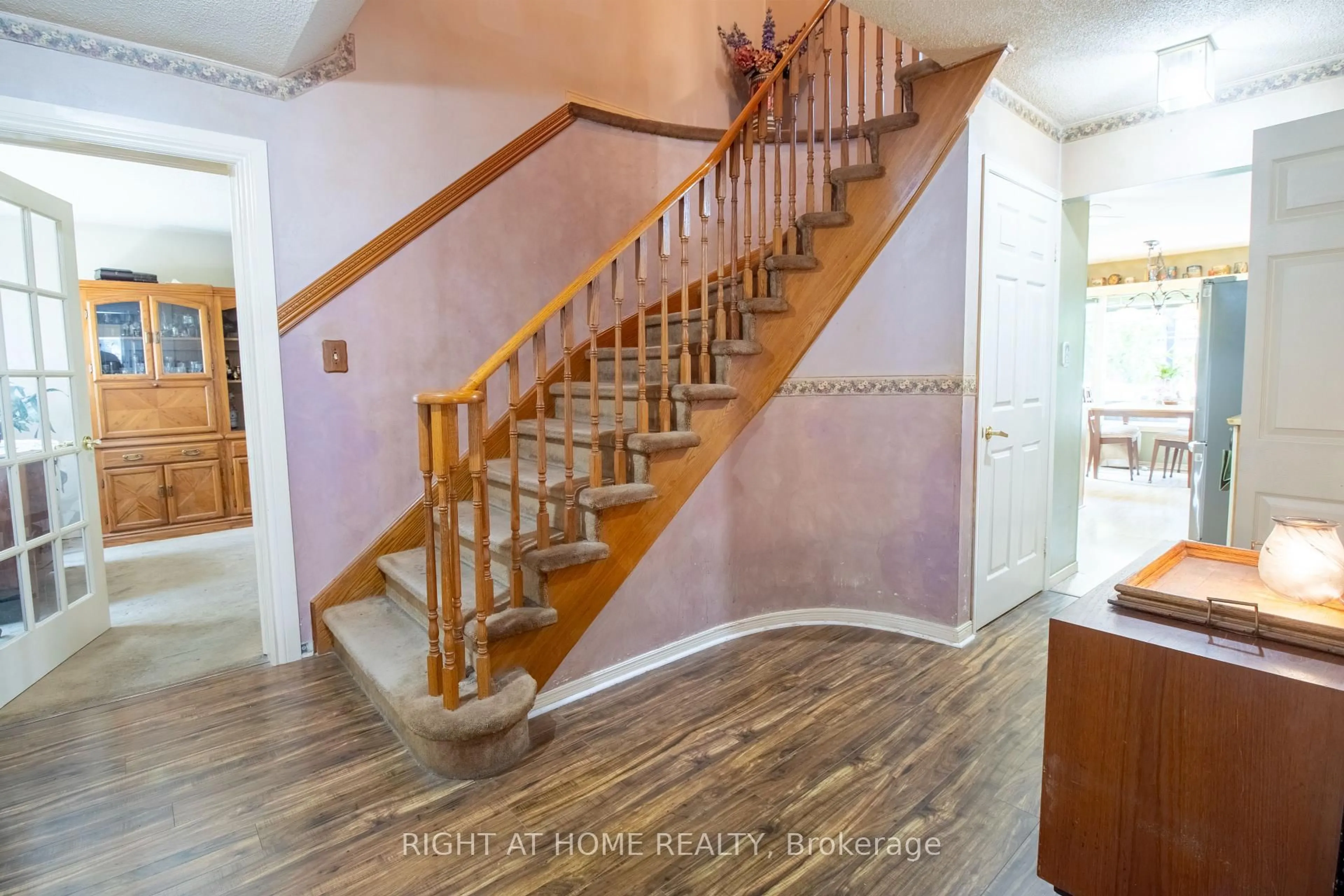 Unknown for 2 Brydon Cres, Brampton Ontario L6X 3H5