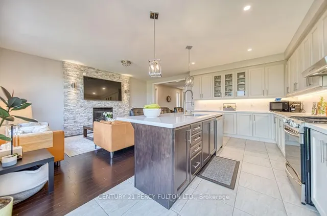 Additional image 32 of 763 Aspen Terr