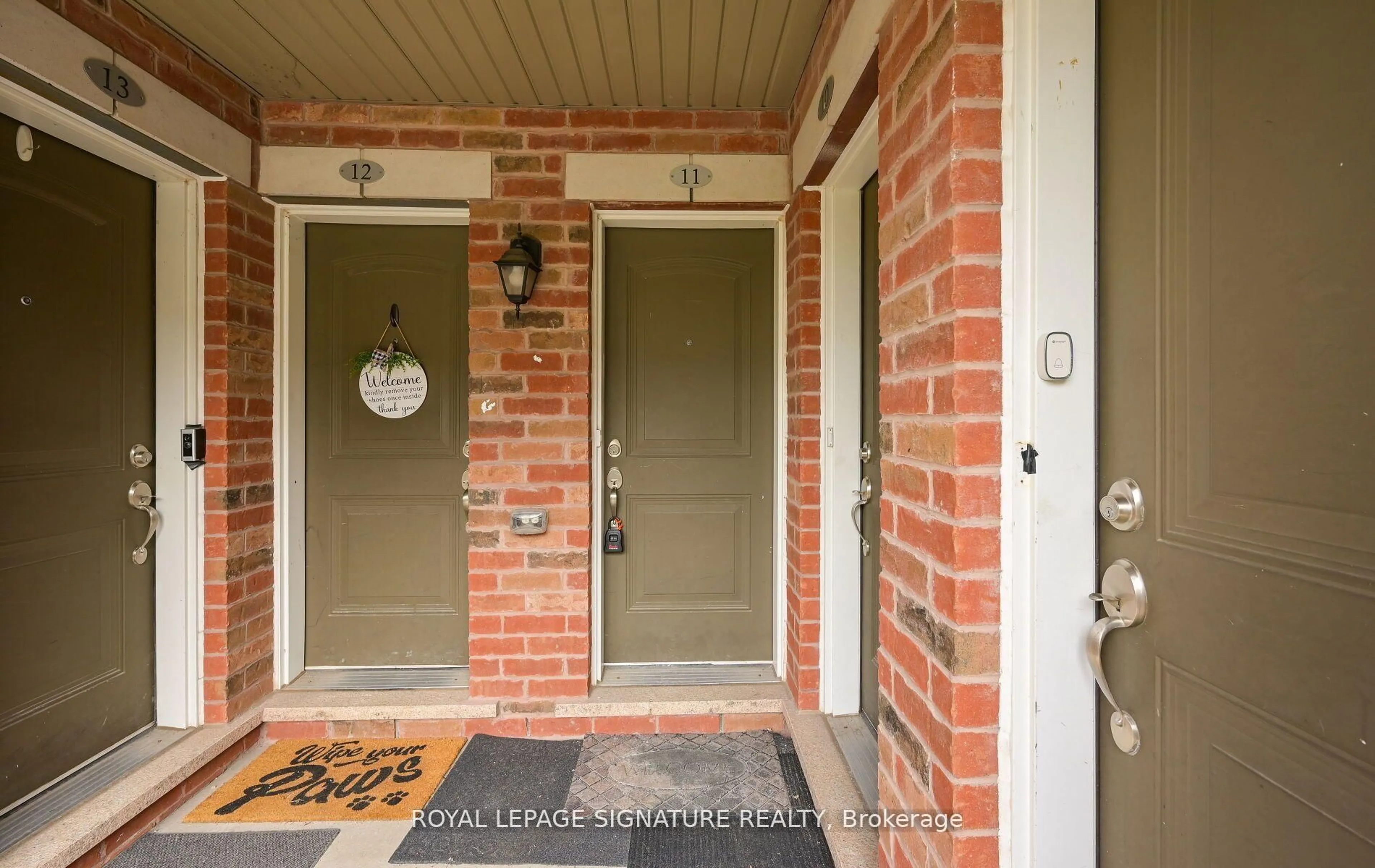 Indoor entryway for 2508 Post Rd #11, Oakville Ontario L6J 0J2