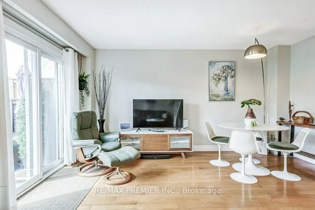 Additional property image - 1951 Rathburn Rd Unit 20