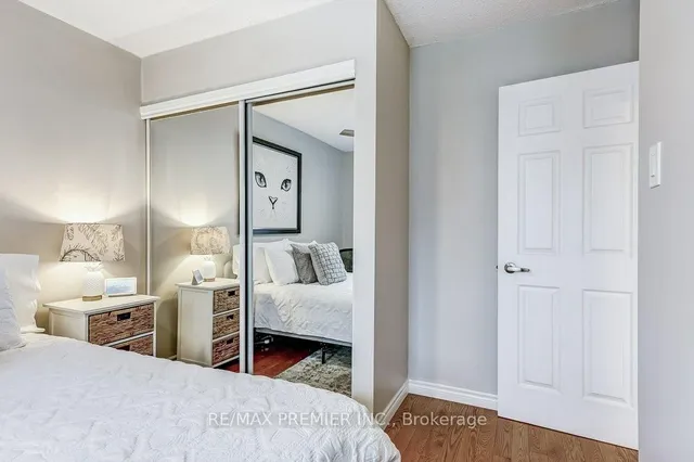 Additional property image - 1951 Rathburn Rd Unit 20
