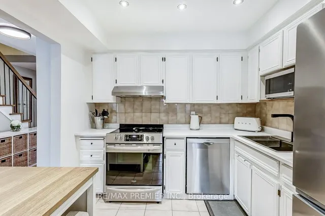Additional property image - 1951 Rathburn Rd Unit 20