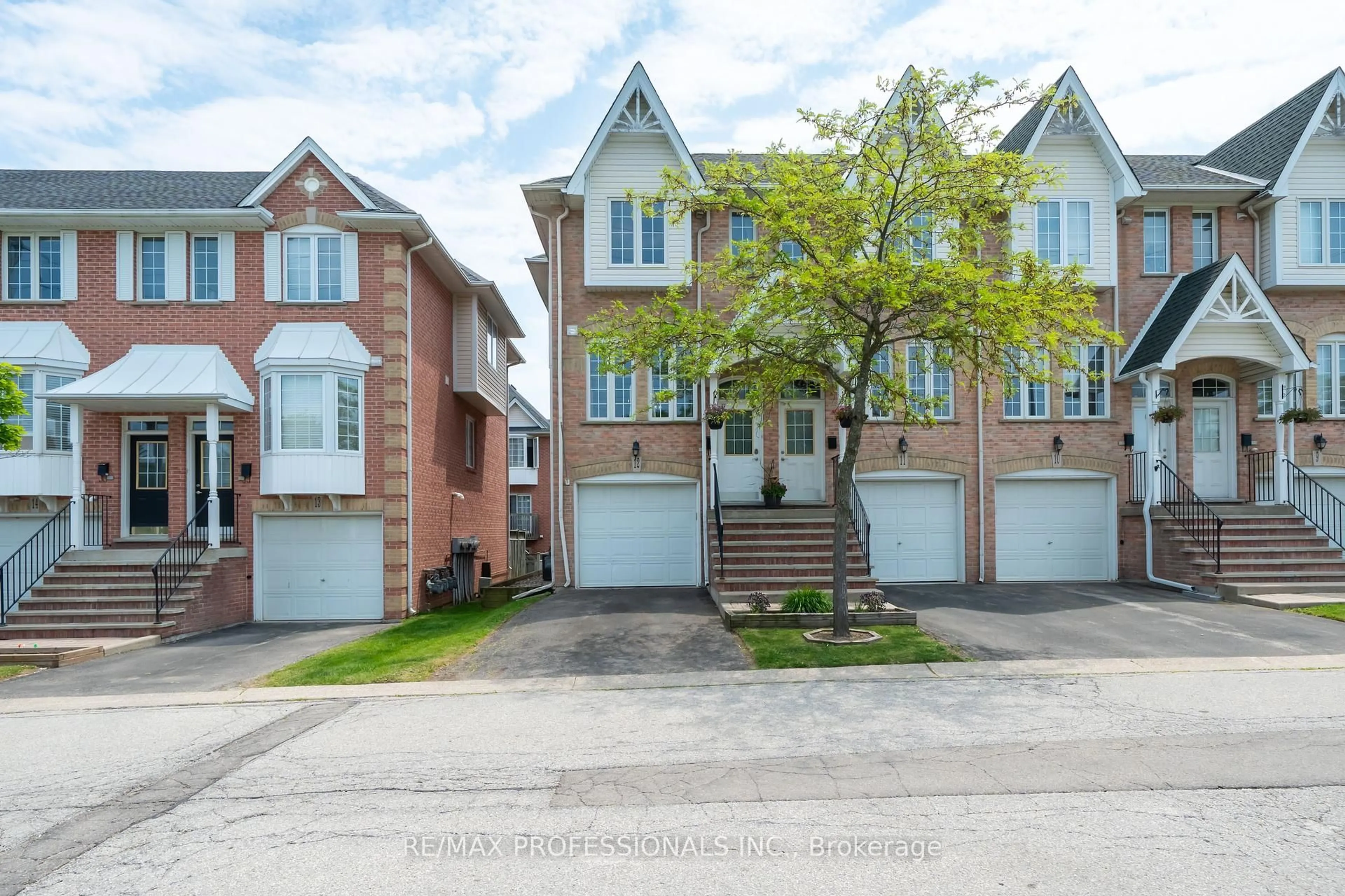 Home with brick exterior material, street for 3480 Upper Middle Rd #12, Burlington Ontario L7M 4R8
