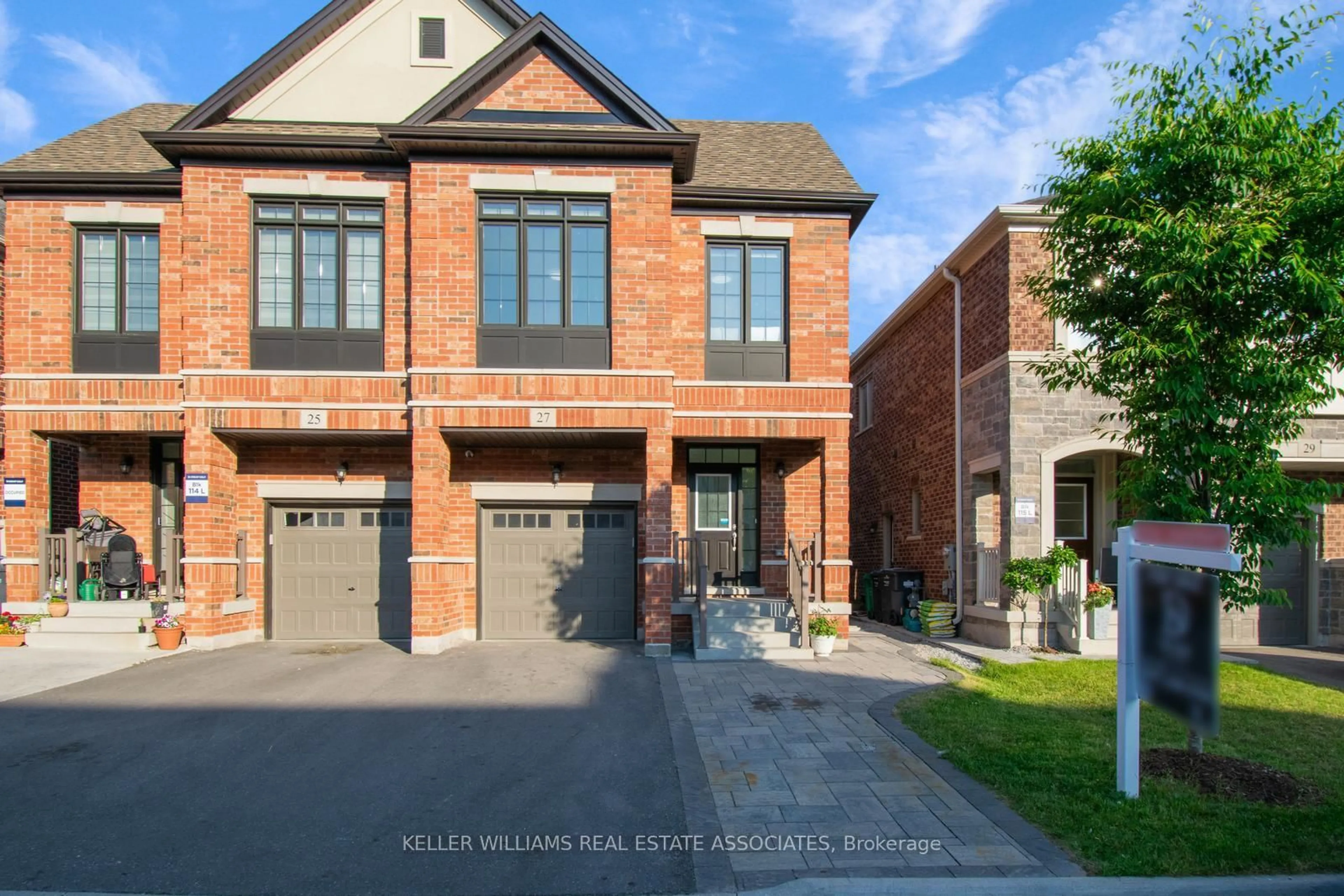 Home with brick exterior material, street for 27 Quinton Rdge, Brampton Ontario L6Y 6J4