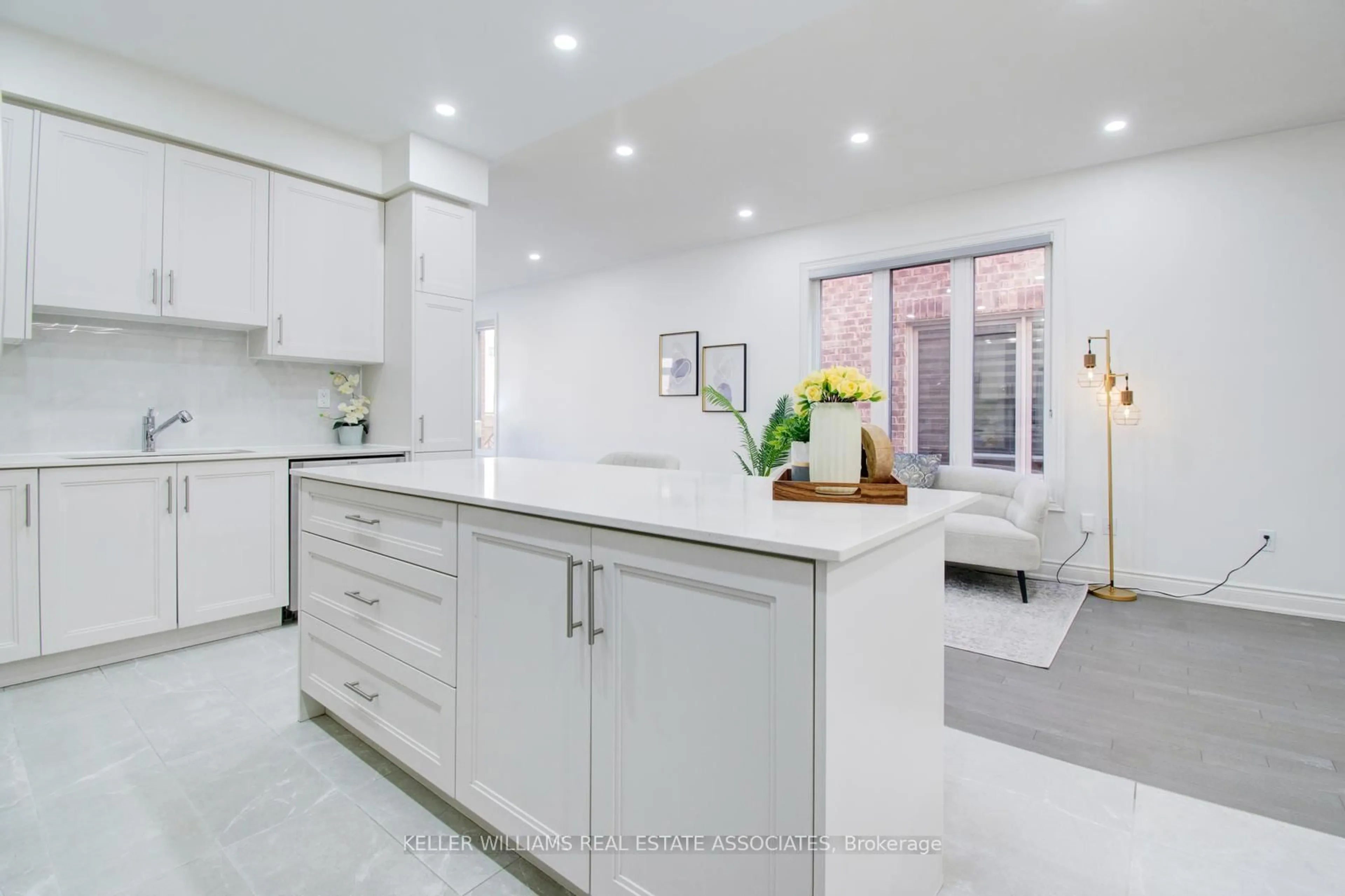Contemporary kitchen, ceramic/tile floor for 27 Quinton Rdge, Brampton Ontario L6Y 6J4
