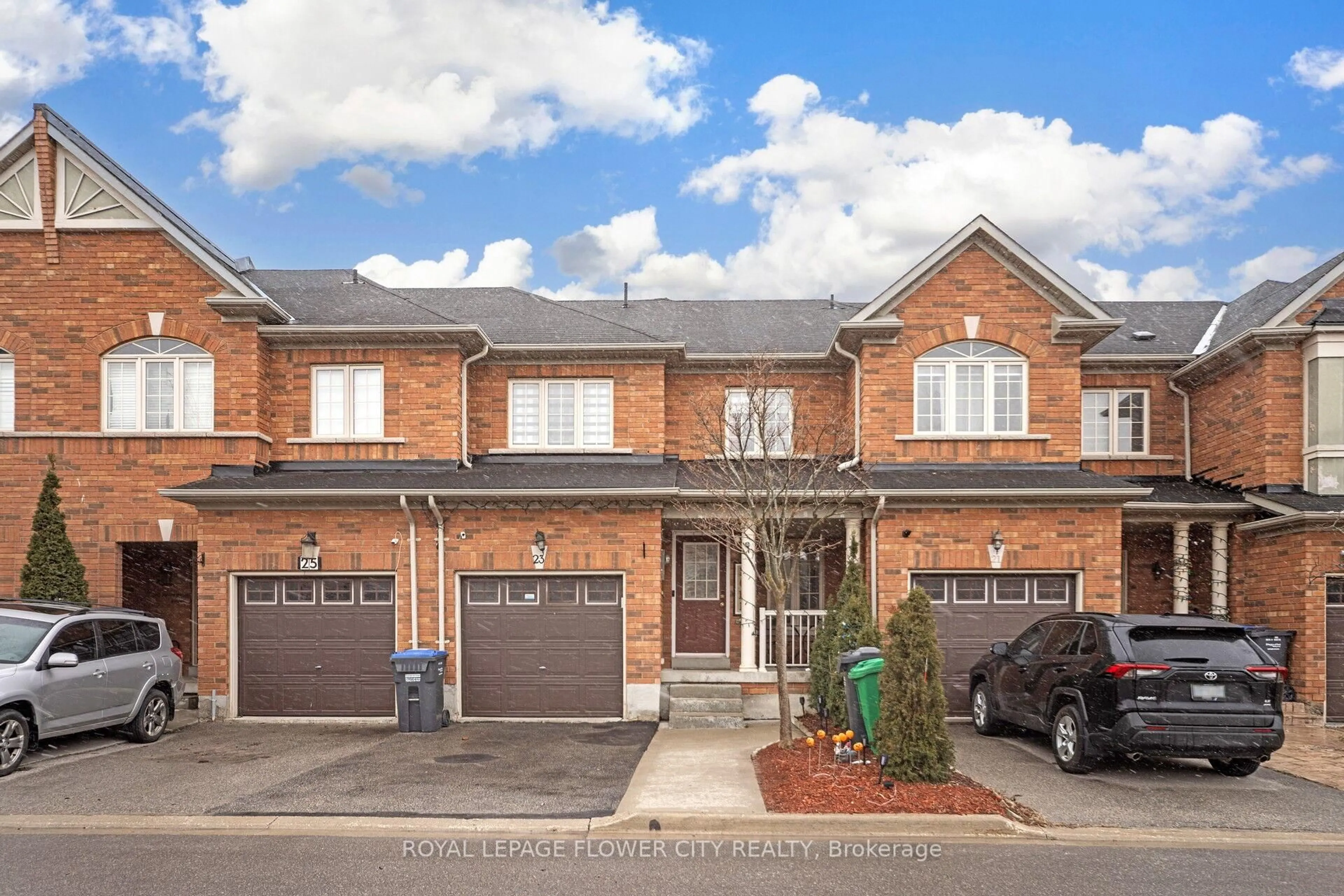 Home with brick exterior material, street for 23 Eagle Trace Dr, Brampton Ontario L6R 0M3