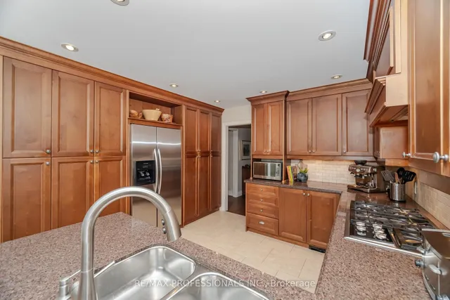 Additional image 37 of 70 Kenpark Ave