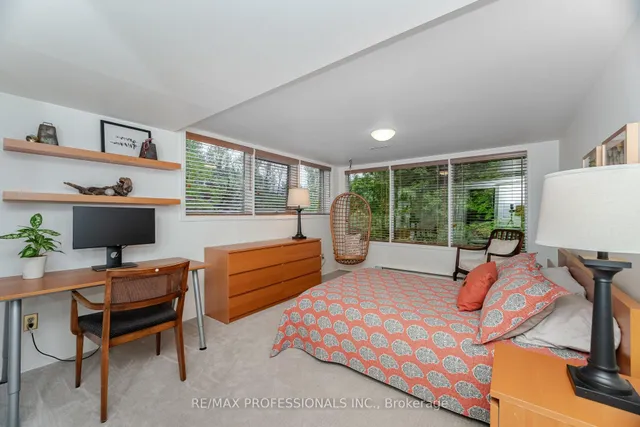 Additional image 11 of 70 Kenpark Ave
