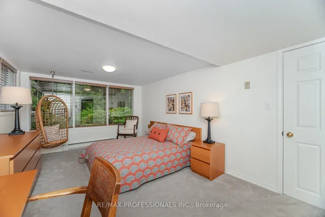 Additional image 10 of 70 Kenpark Ave