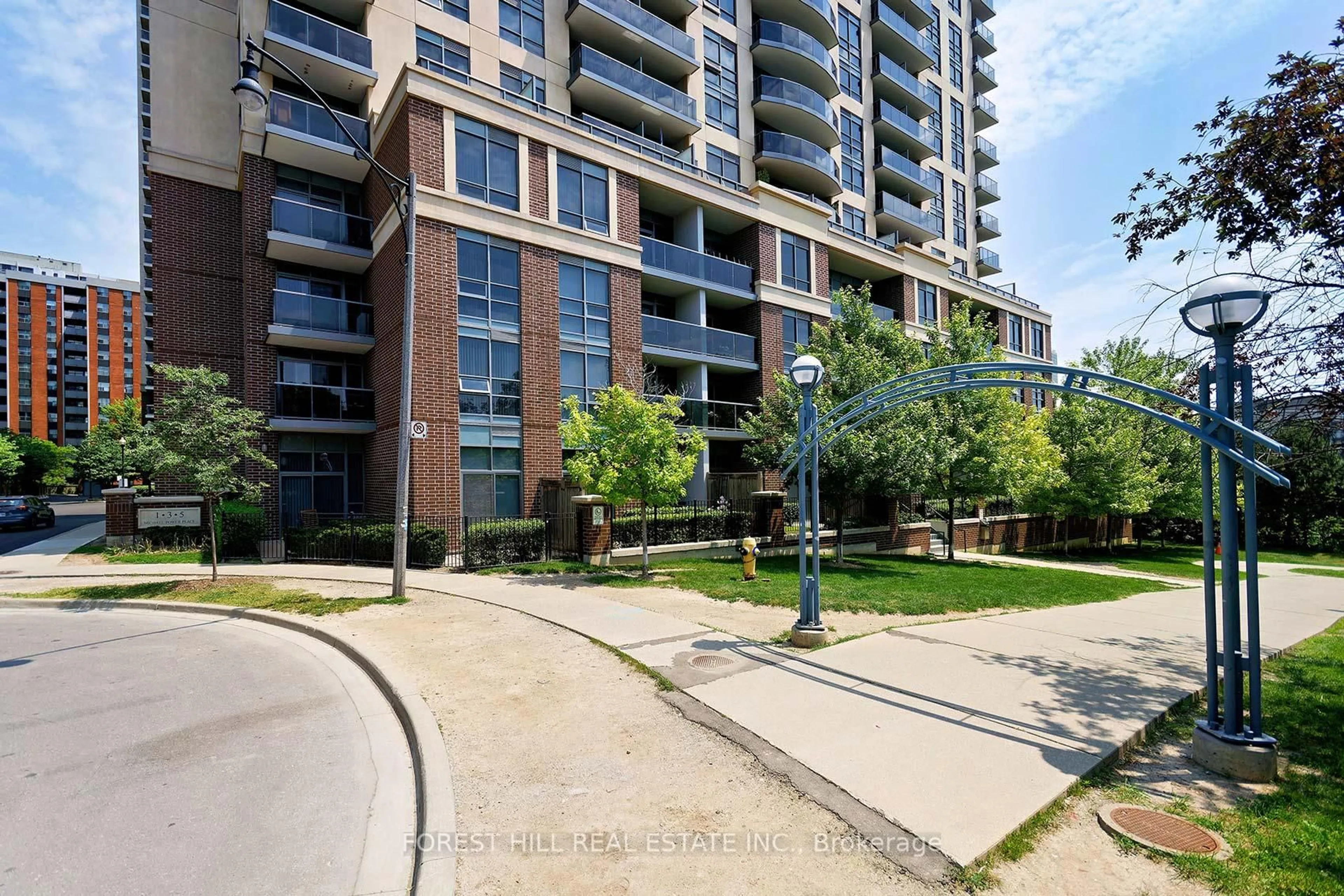 Unknown for 1 Michael Power Pl #1807, Toronto Ontario M9A 0A1