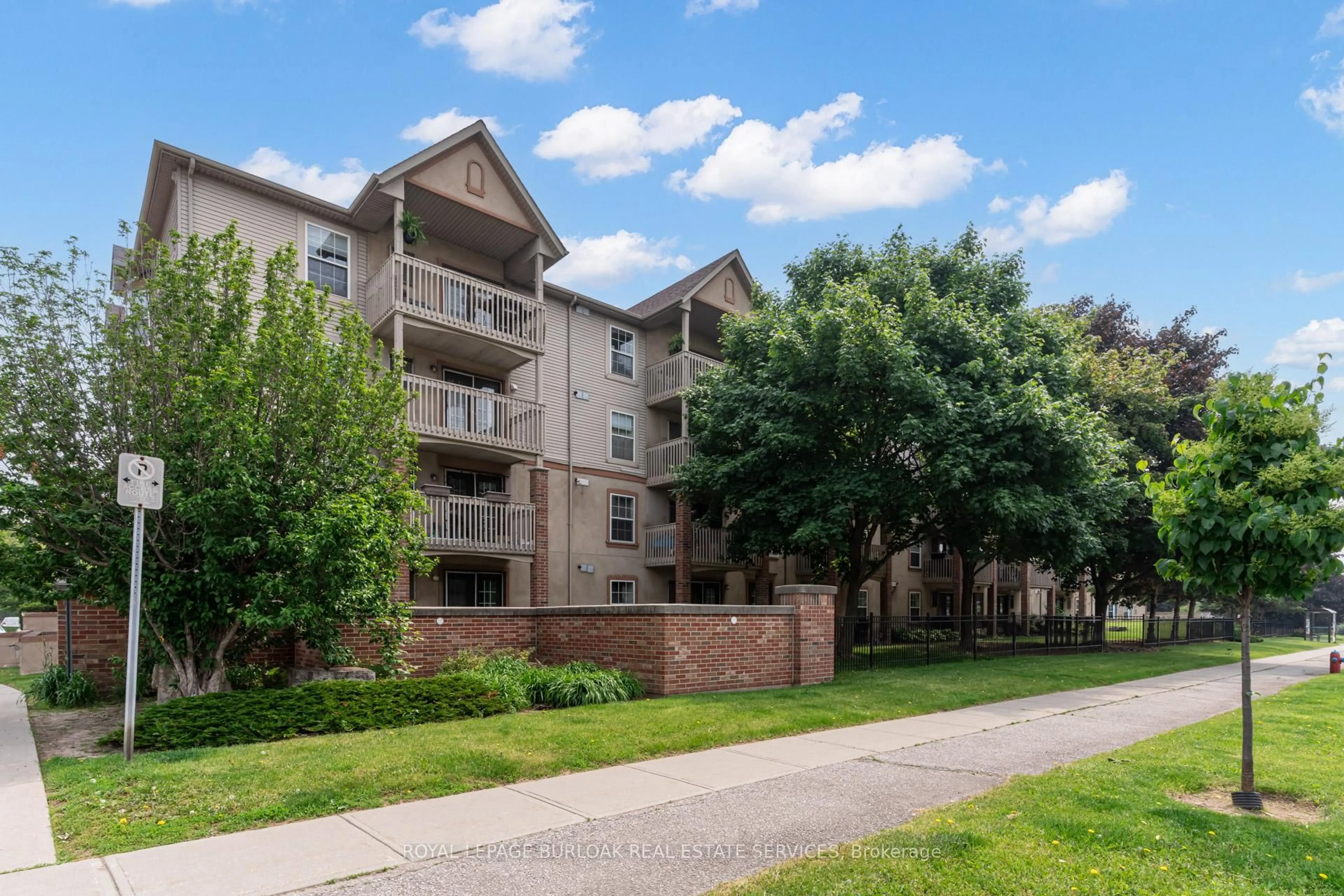 Unknown for 4003 Kilmer Dr #403, Burlington Ontario L7M 4M1