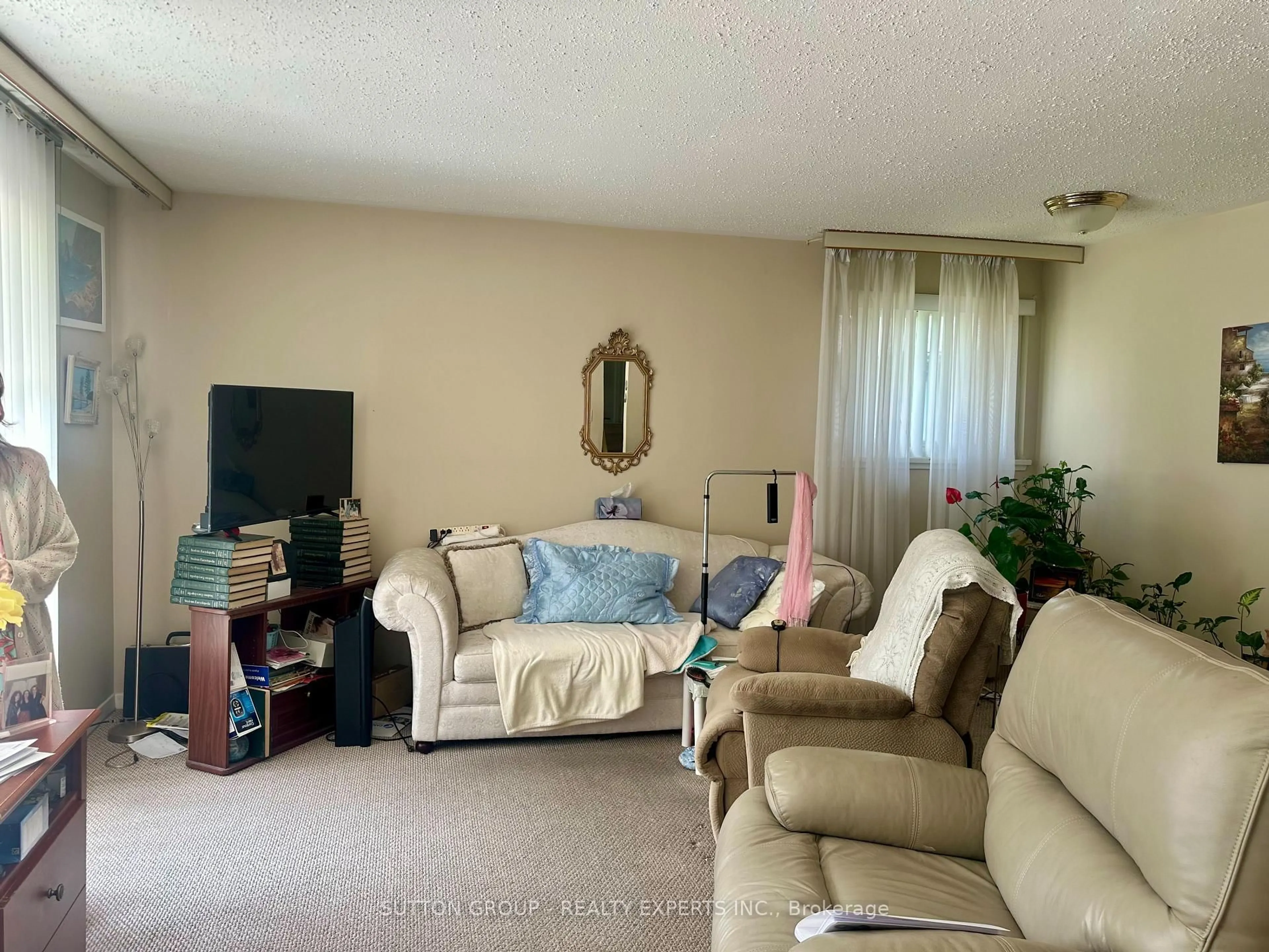 A pic of a room for 24 Vanderbrent Cres, Toronto Ontario M9R 3W8