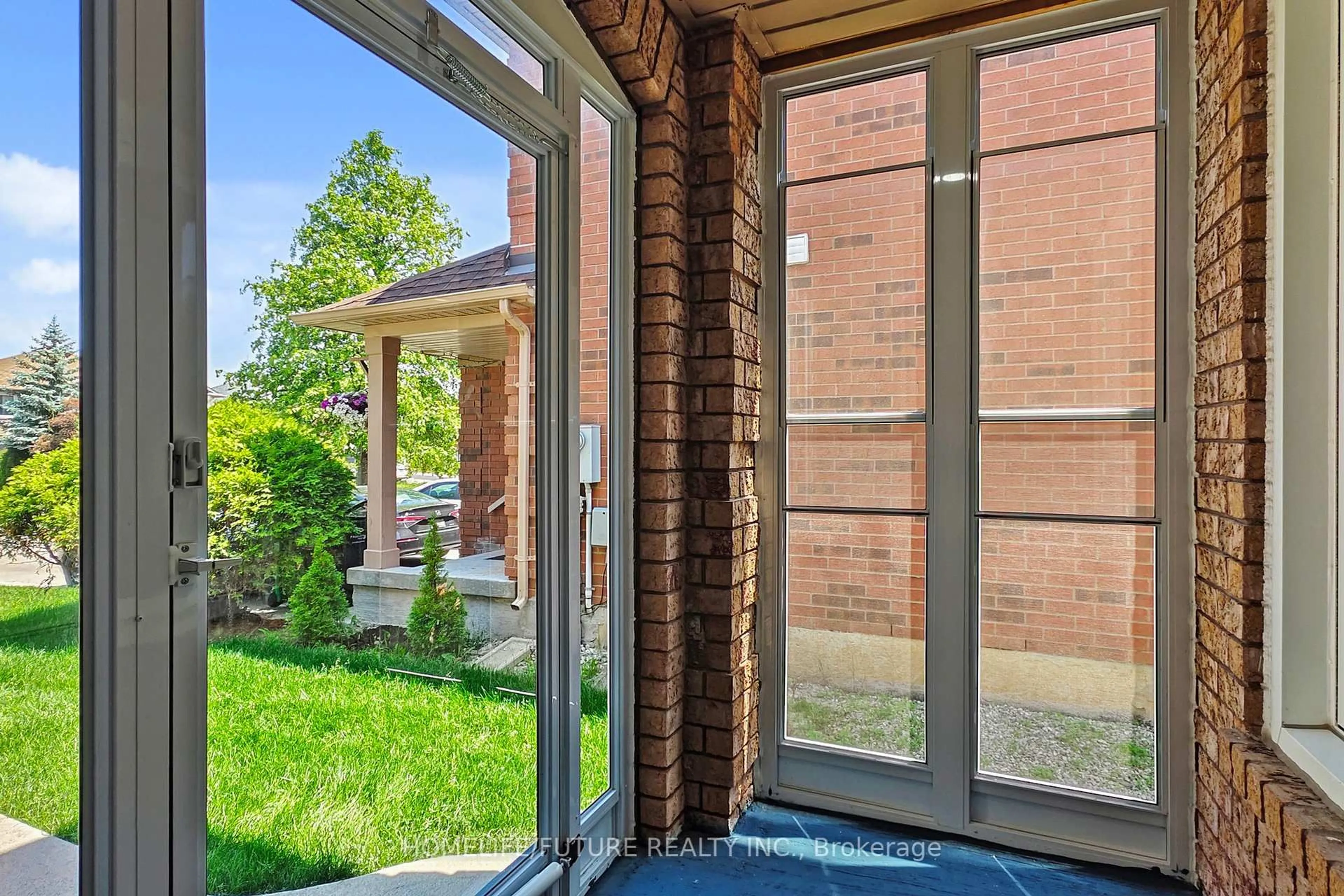 Home with brick exterior material, street for 83 Dandelion Rd, Brampton Ontario L6R 1Y3
