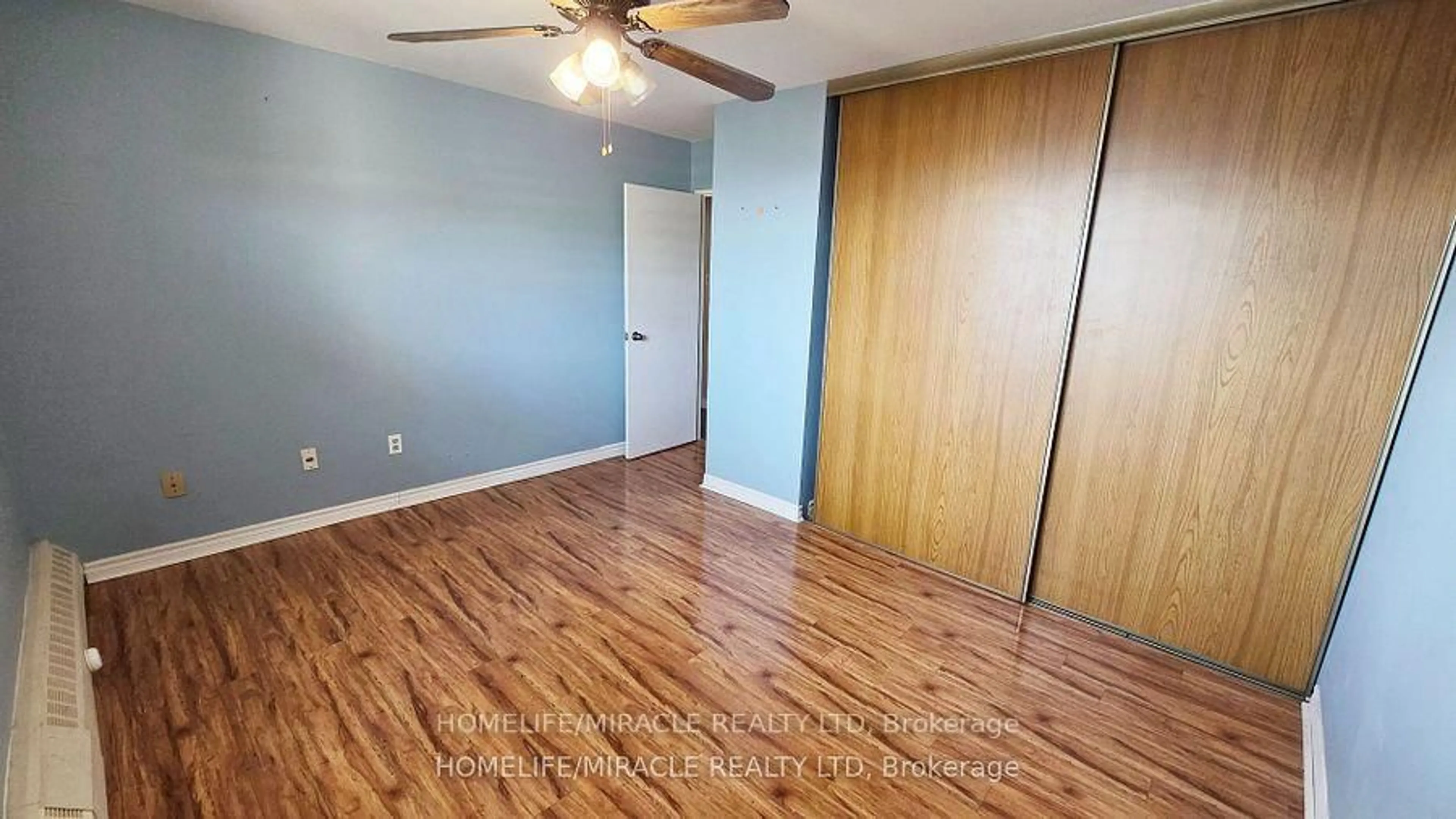 A pic of a room for 3555 Derry Rd #806, Mississauga Ontario L4T 1B2