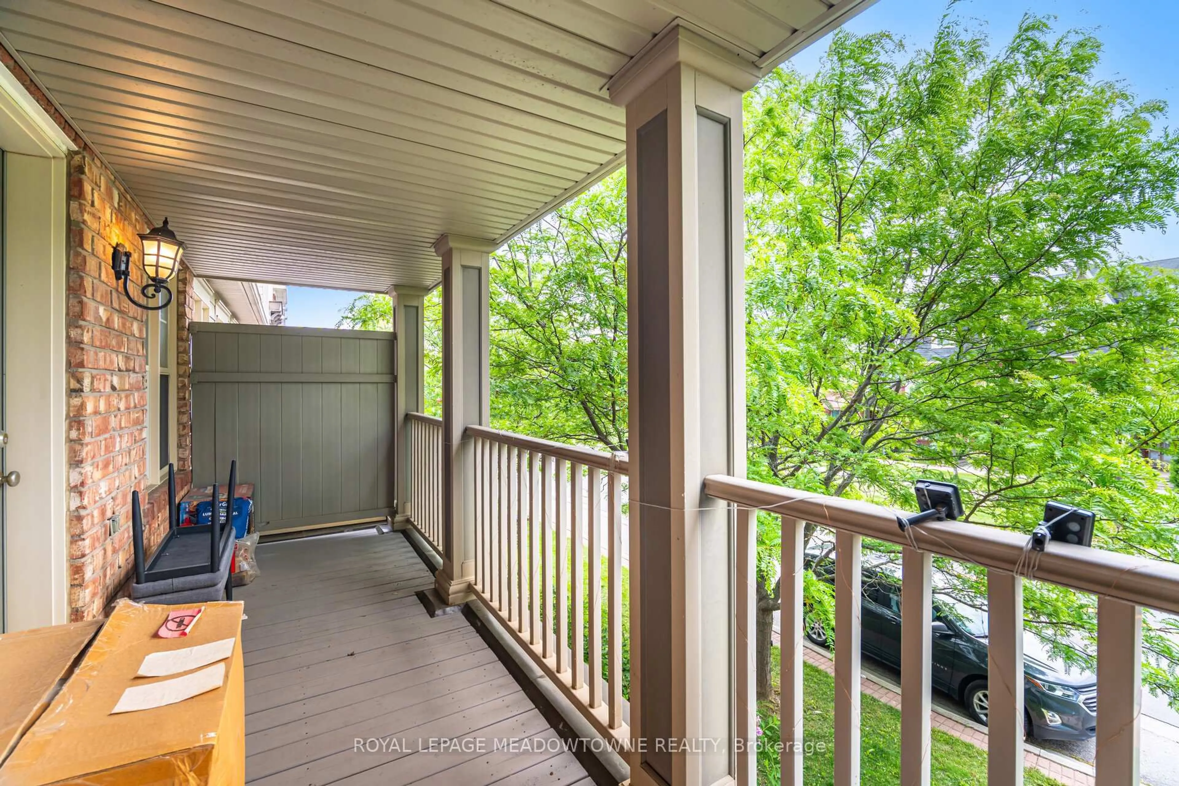Patio, unknown for 665 Holly Ave, Milton Ontario L9T 0G2