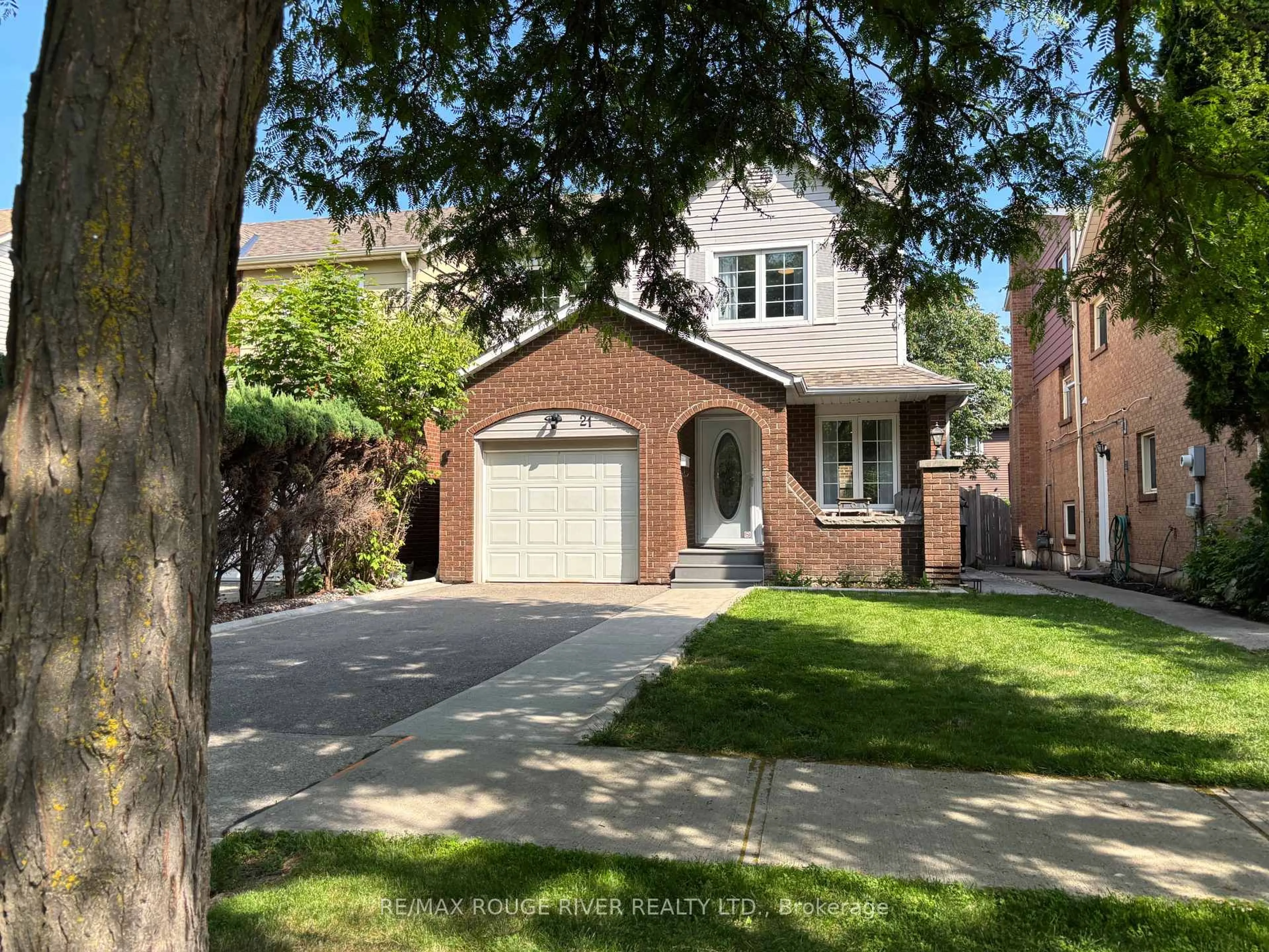 Home with brick exterior material, street for 21 Slater Circ, Brampton Ontario L6X 2S7