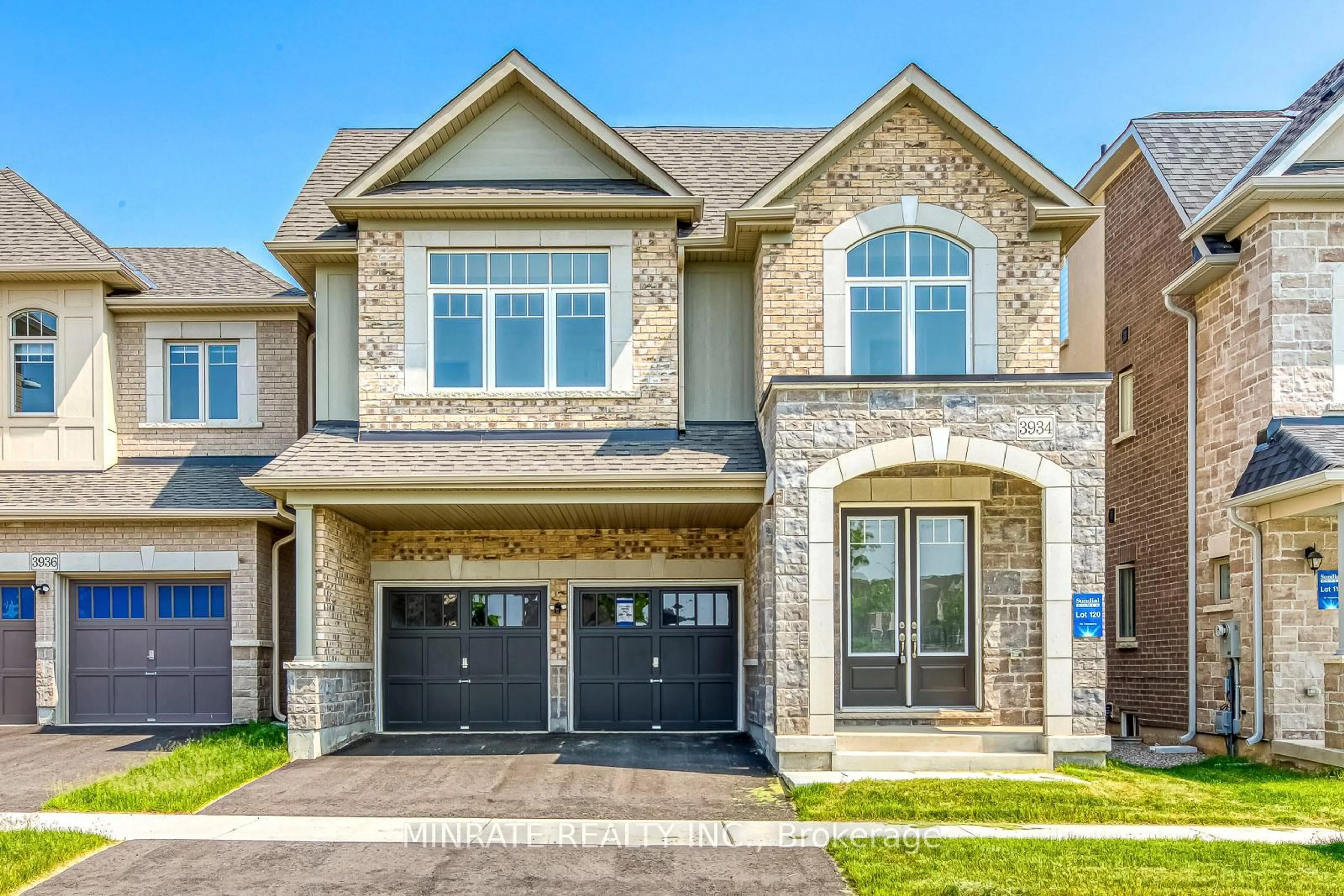 Home with brick exterior material, street for 3934 Leonardo St, Burlington Ontario L7M 0Z8