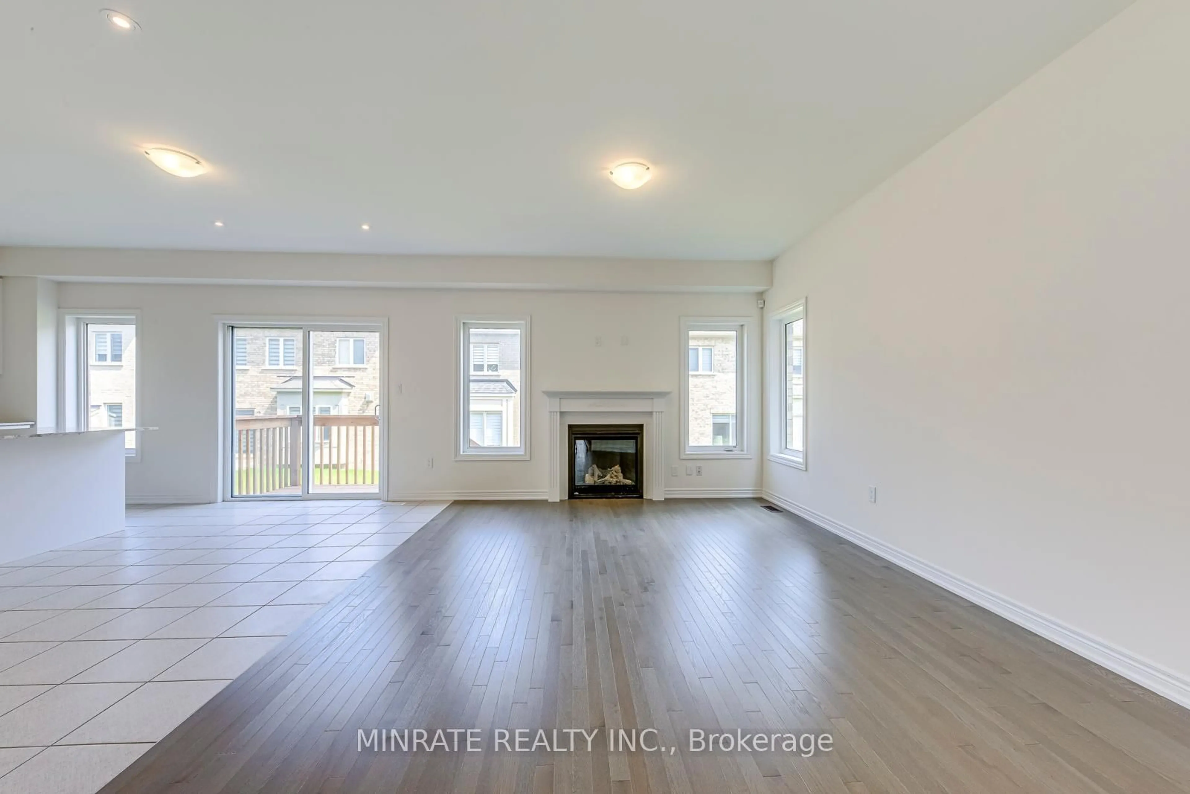A pic of a room for 3934 Leonardo St, Burlington Ontario L7M 0Z8