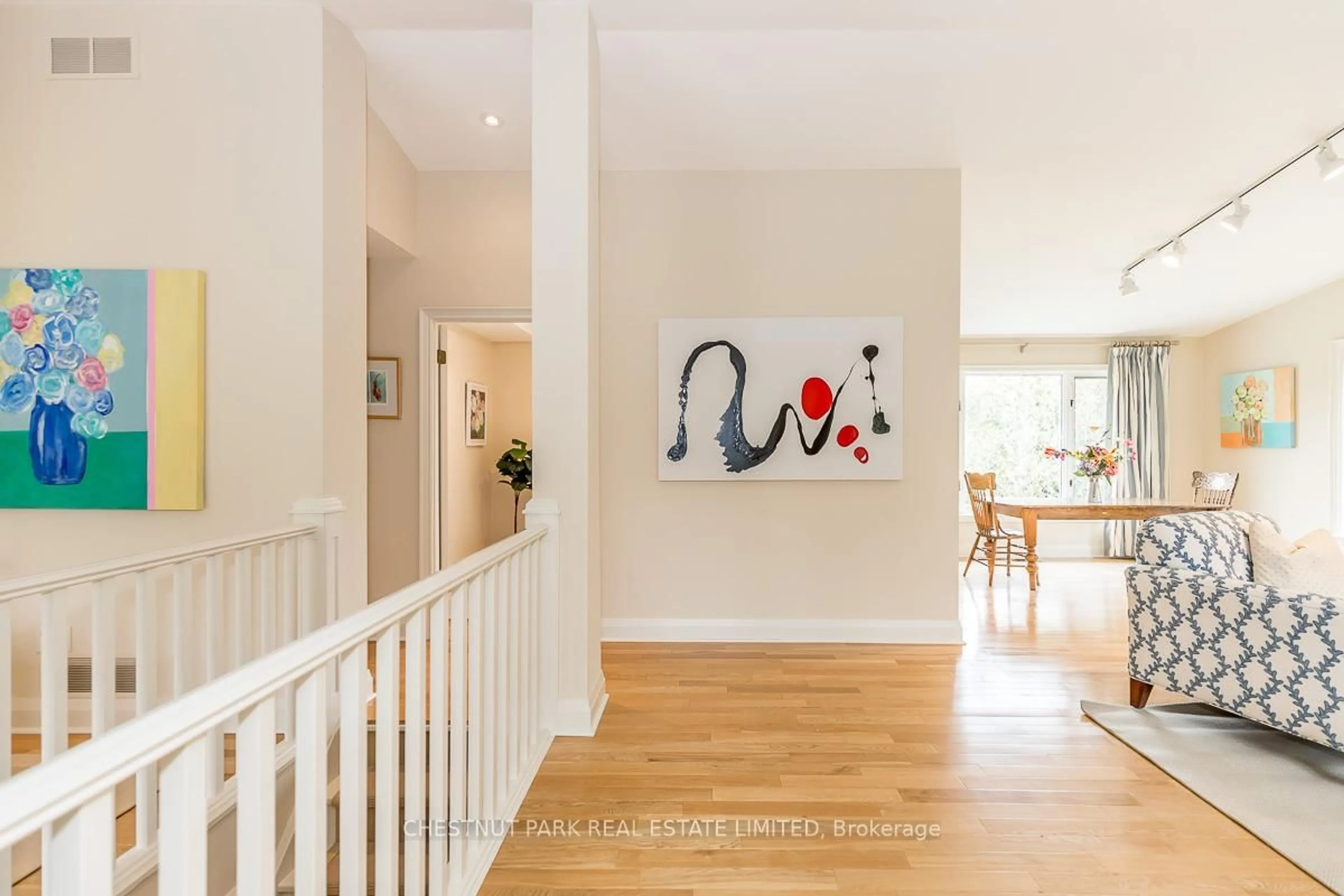 Indoor entryway for 16249 Shaws Creek Rd, Caledon Ontario L7C 1V9