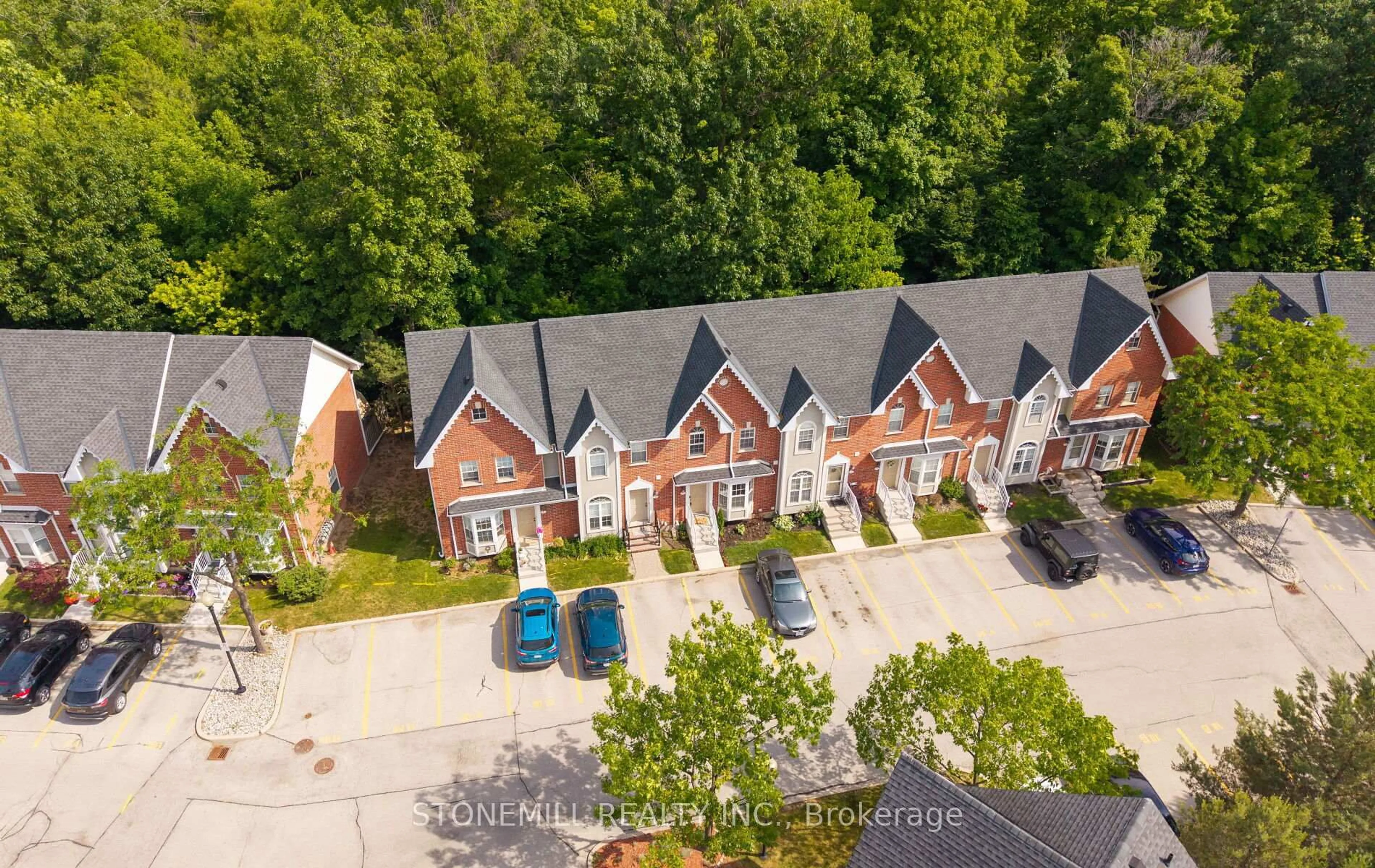 A pic from outside/outdoor area/front of a property/back of a property/a pic from drone, street for 4200 Kilmer Dr #12, Burlington Ontario L7M 4Y2