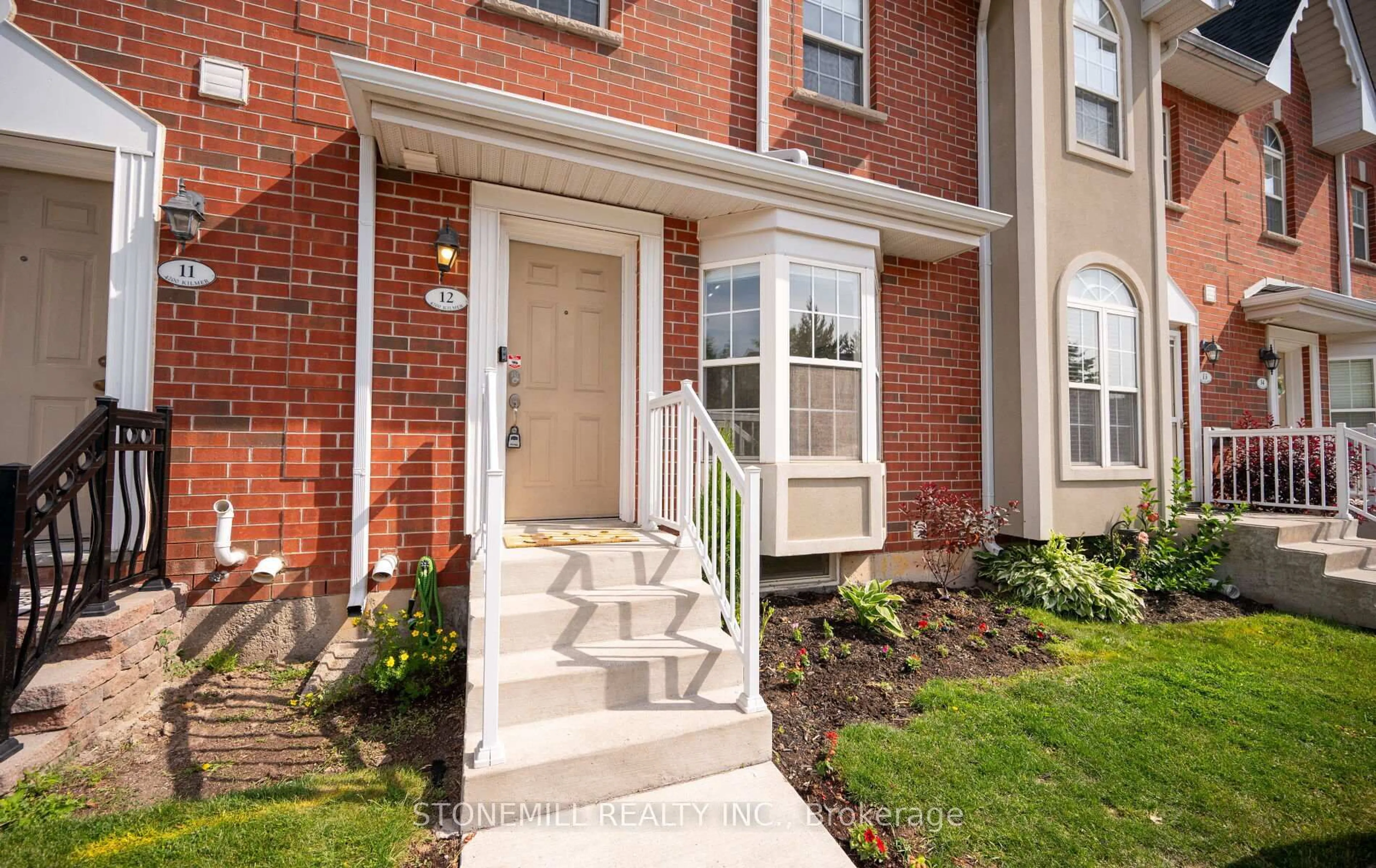 Home with brick exterior material, street for 4200 Kilmer Dr #12, Burlington Ontario L7M 4Y2