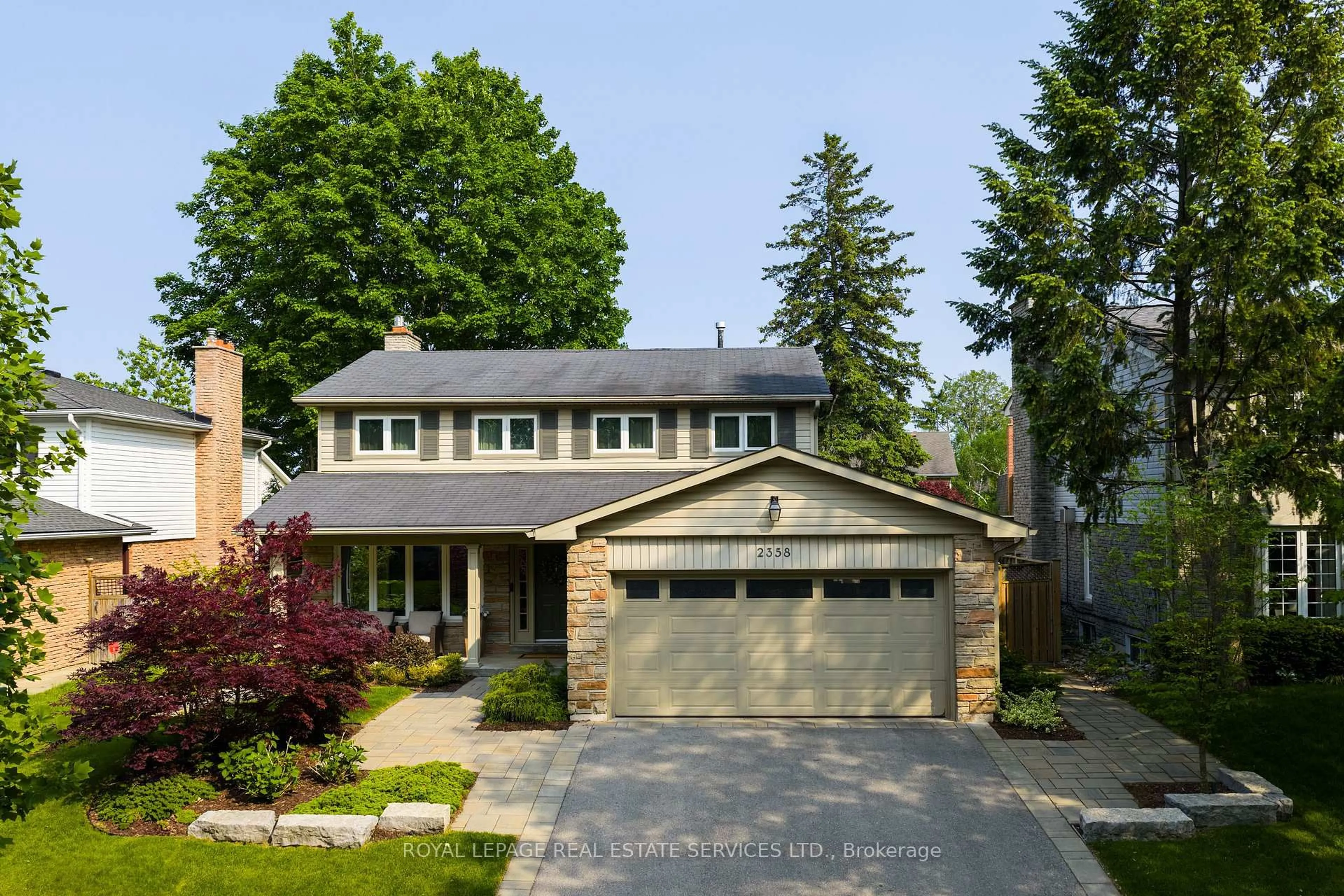 Home with brick exterior material, street for 2358 Canso Rd, Oakville Ontario L6J 5W6