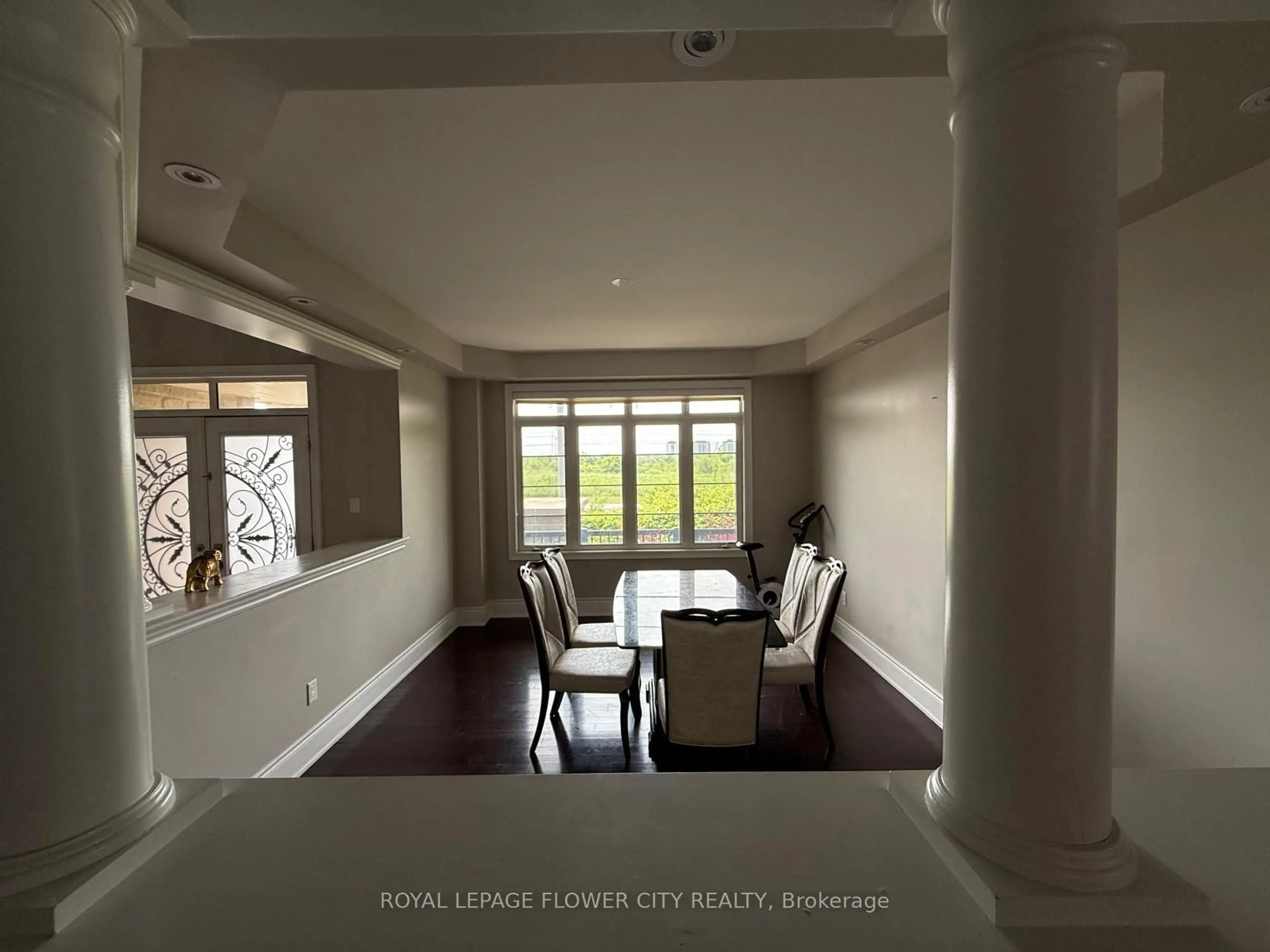 Dining room, unknown for 2 Riverstone Dr, Brampton Ontario L6P 2V5