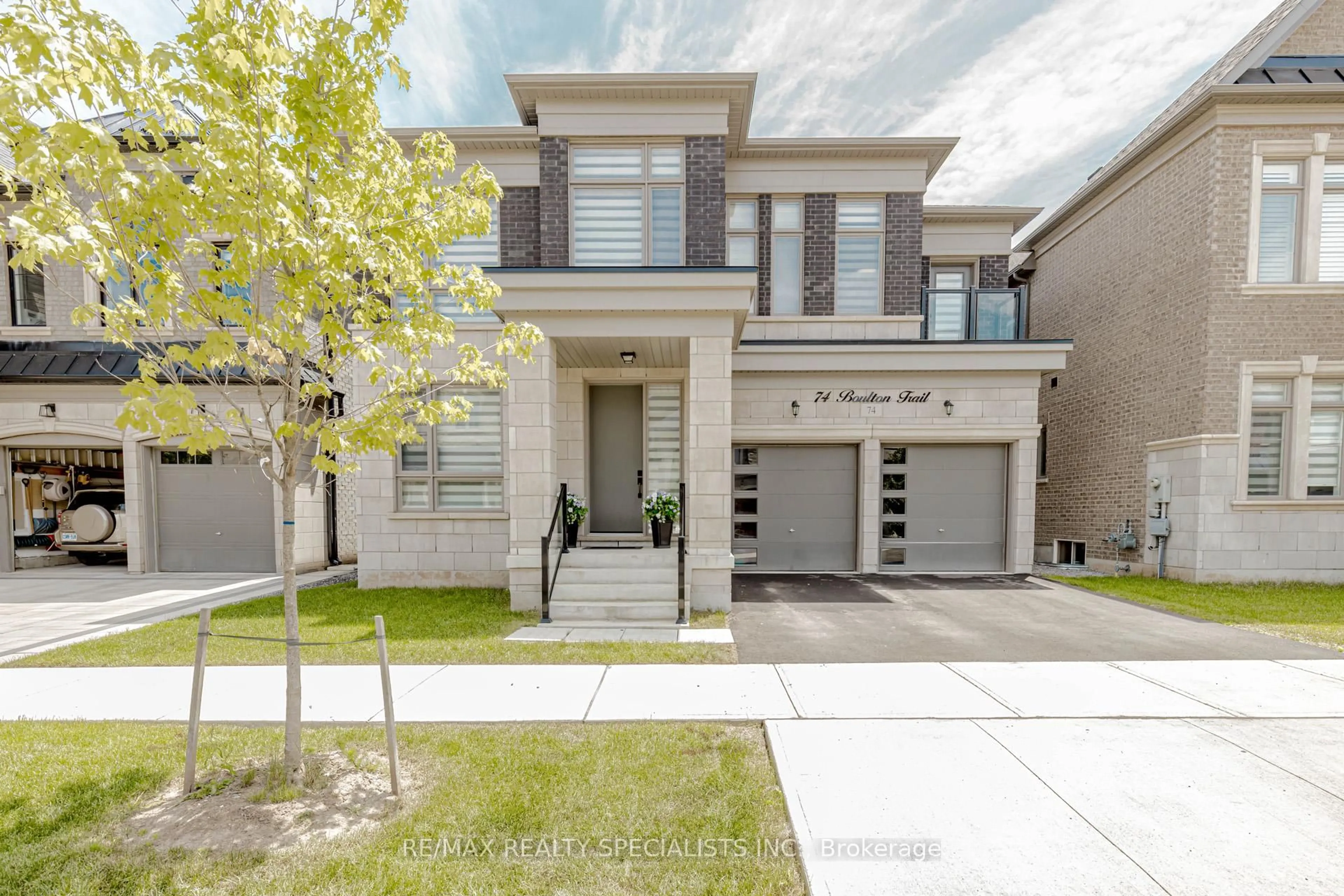 Home with brick exterior material, street for 74 Boulton Tr, Oakville Ontario L6H 0Z9