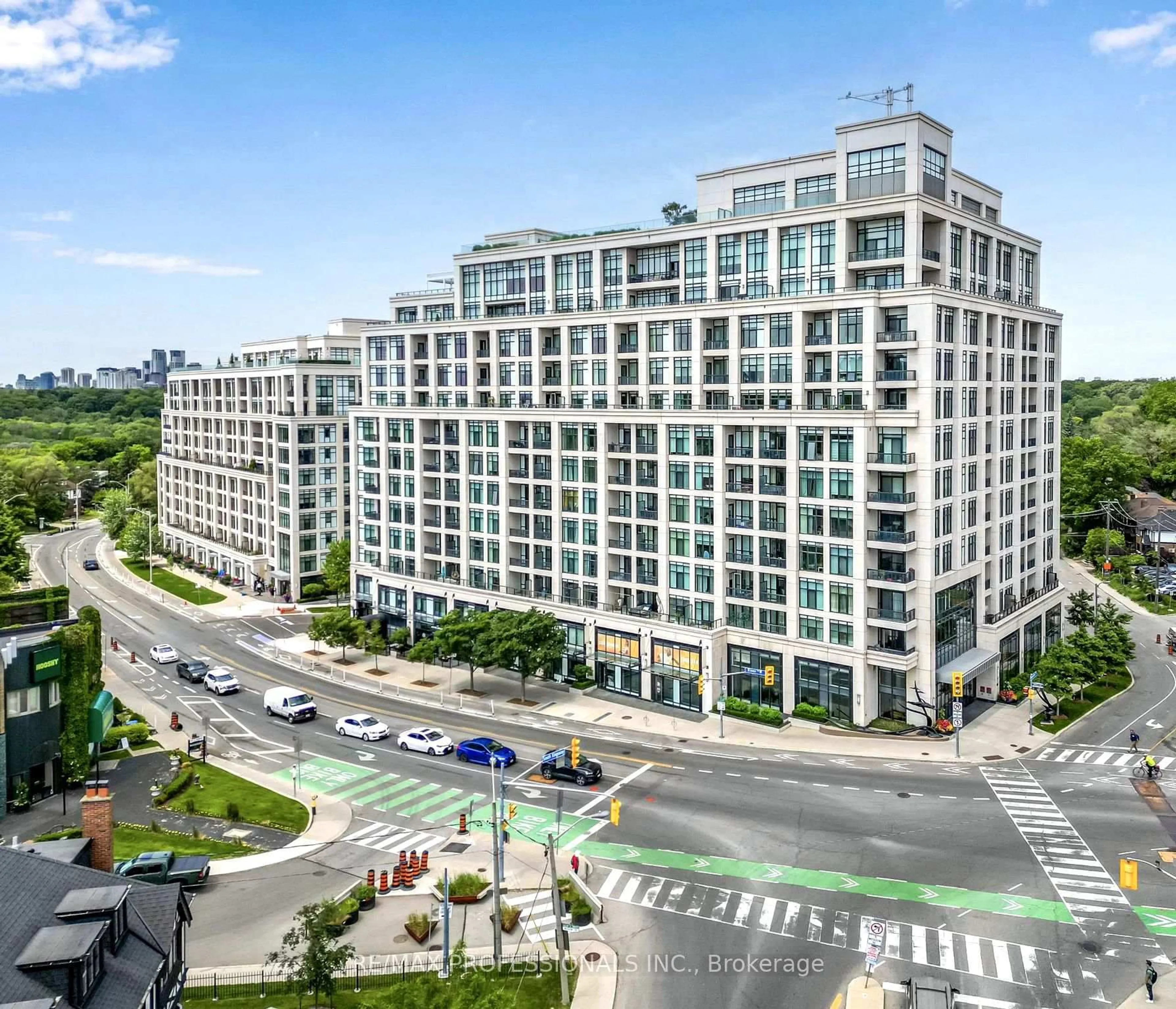 A pic from outside/outdoor area/front of a property/back of a property/a pic from drone, city buildings view from balcony for 1 Old Mill Dr #329, Toronto Ontario M6S 0A1