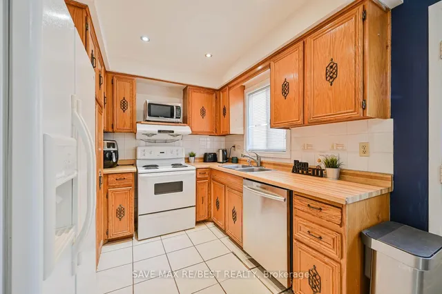 Additional property image - 15 Ashurst Cres