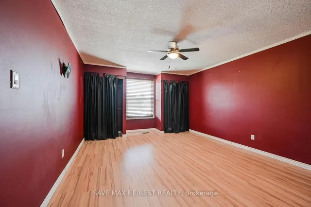 Additional property image - 15 Ashurst Cres