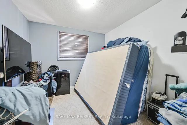 Additional property image - 15 Ashurst Cres