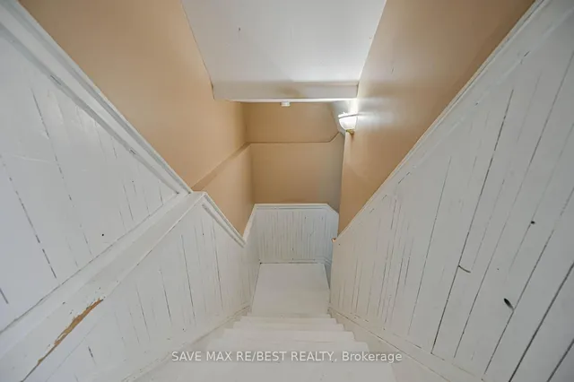 Additional property image - 15 Ashurst Cres
