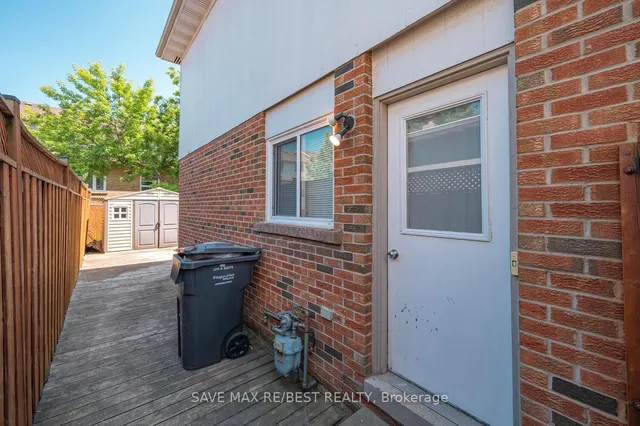 Additional property image - 15 Ashurst Cres