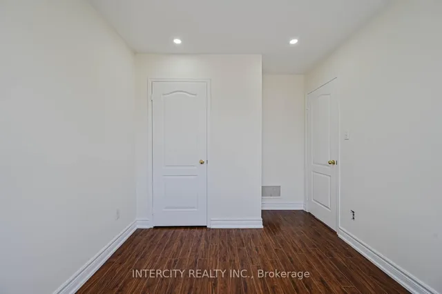 Additional image 8 of 24 Hollingsworth Circ